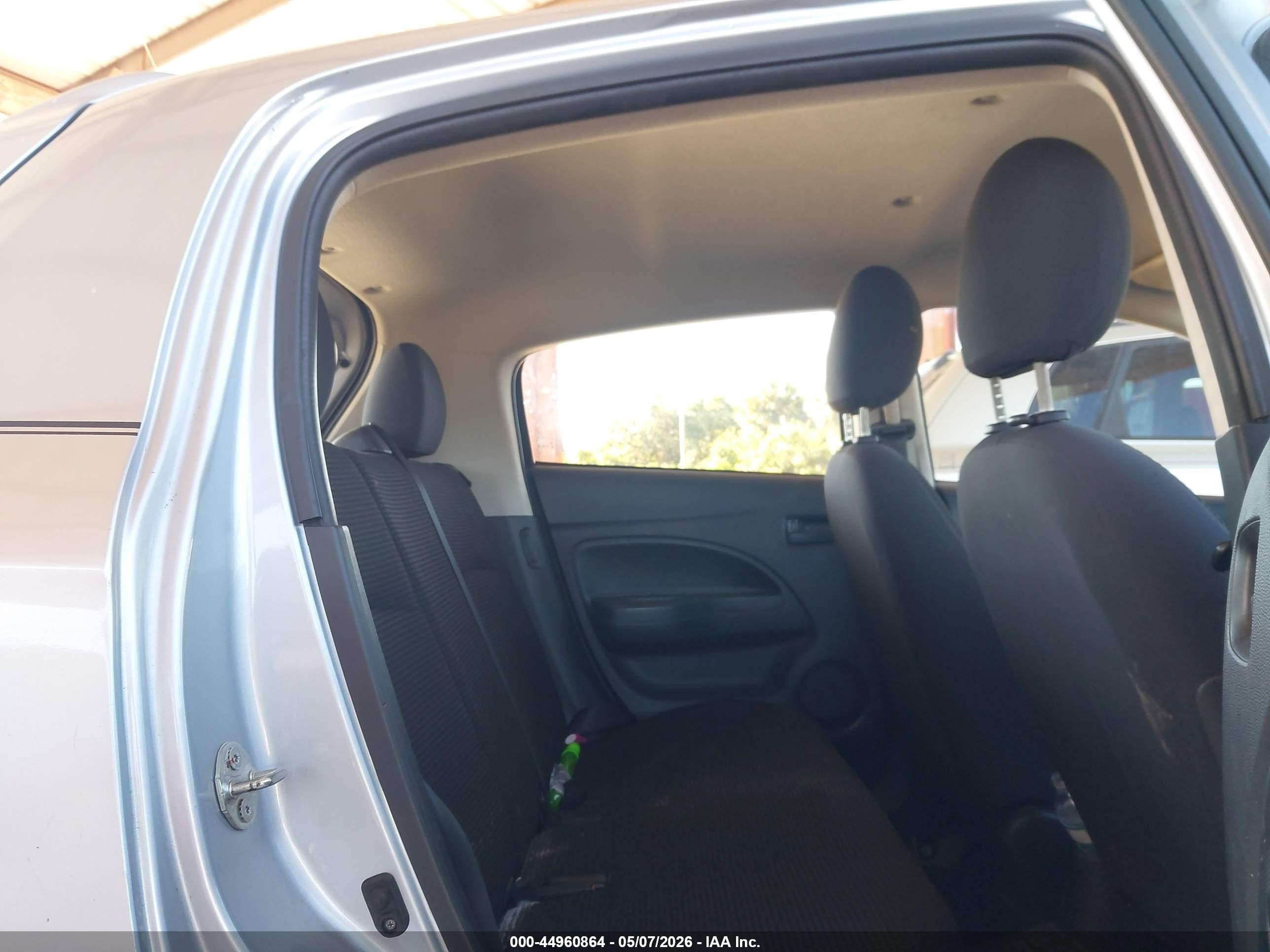 2015 Mitsubishi Mirage Es Серебряный vin: ML32A4HJXFH004578