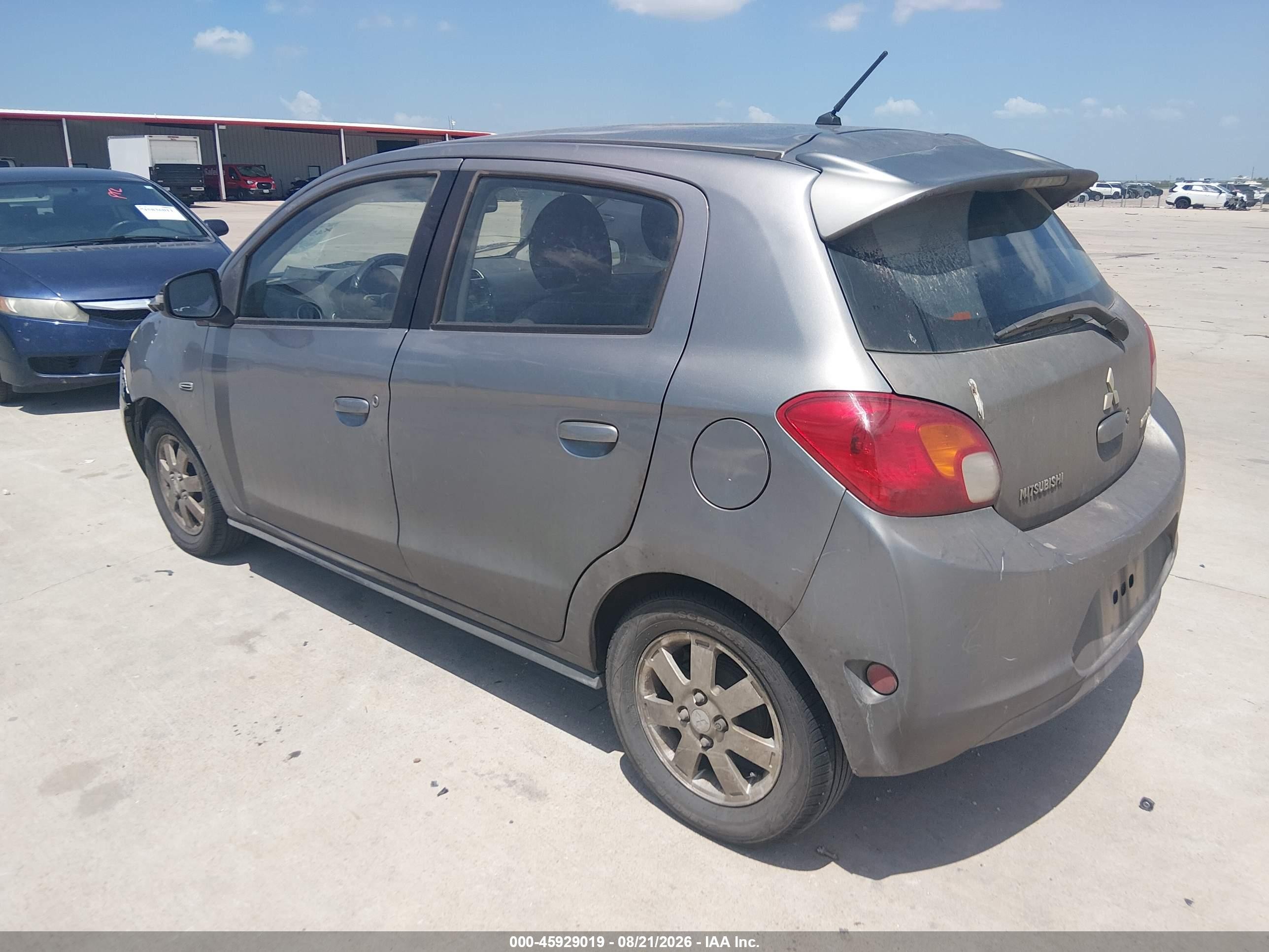 2015 Mitsubishi Mirage Es Серебряный vin: ML32A4HJXFH035362
