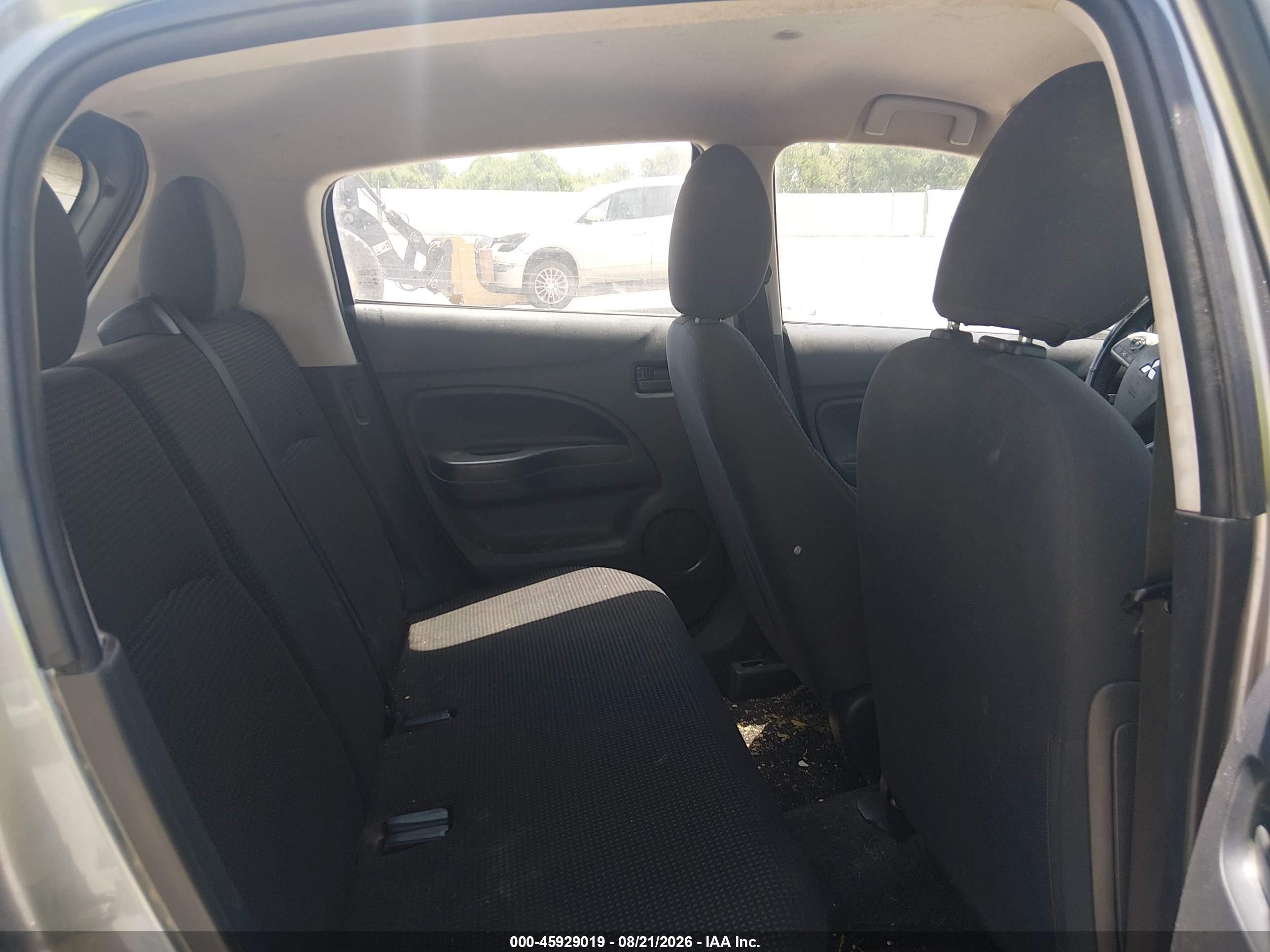 2015 Mitsubishi Mirage Es Серебряный vin: ML32A4HJXFH035362