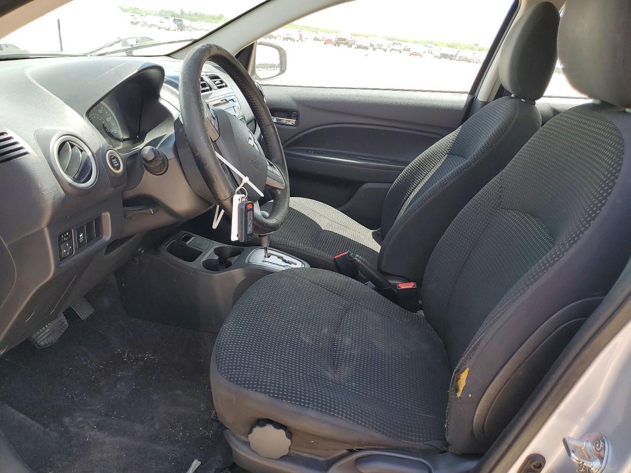 2015 Mitsubishi Mirage Es Silver vin: ML32A4HJXFH059774