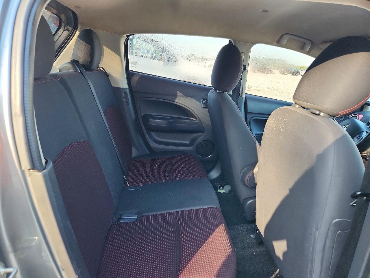 2019 Mitsubishi Mirage Le Gray vin: ML32A5HJ7KH015084