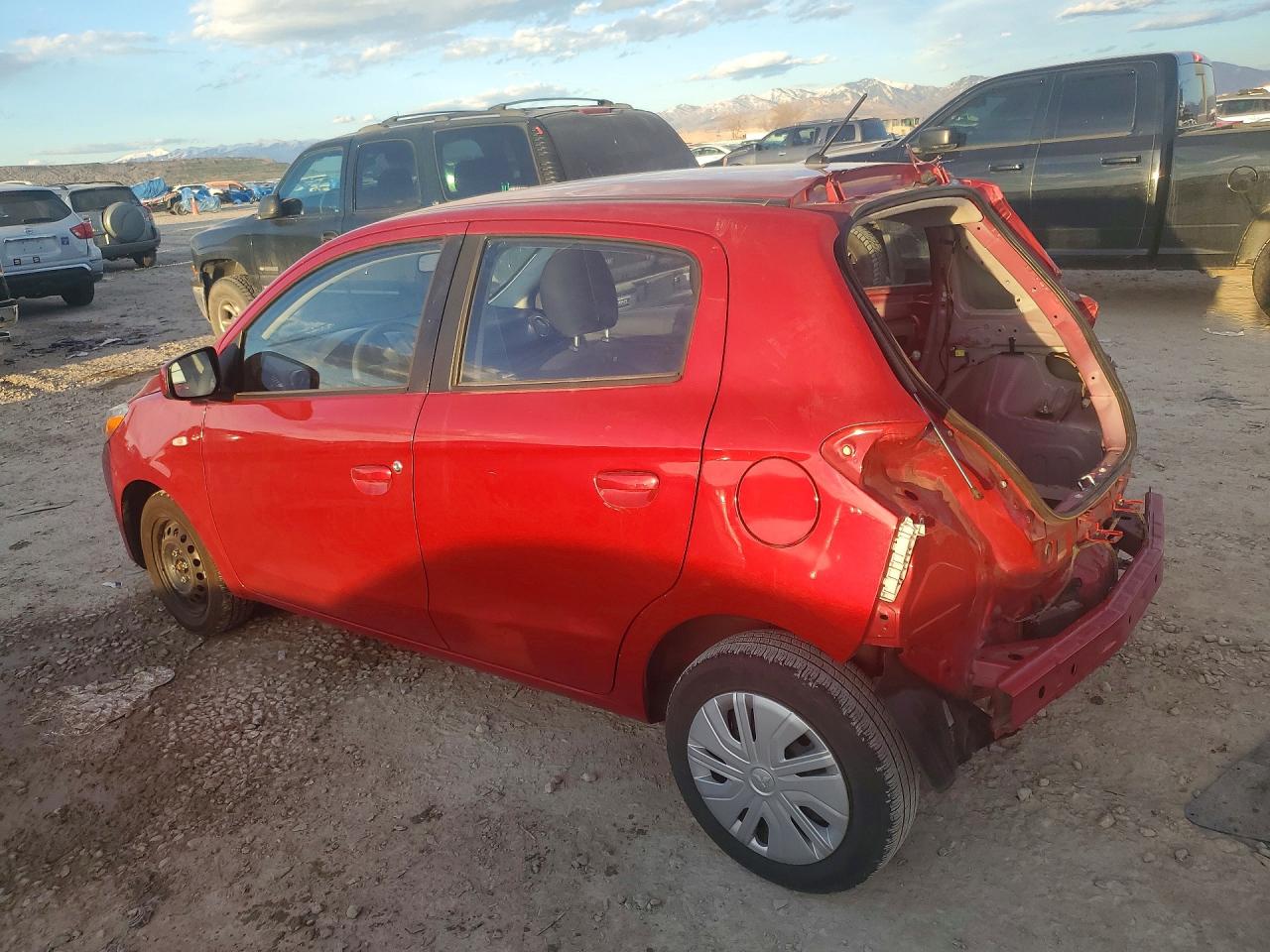 2021 Mitsubishi Mirage Es Red vin: ML32AUHJ1MH010184