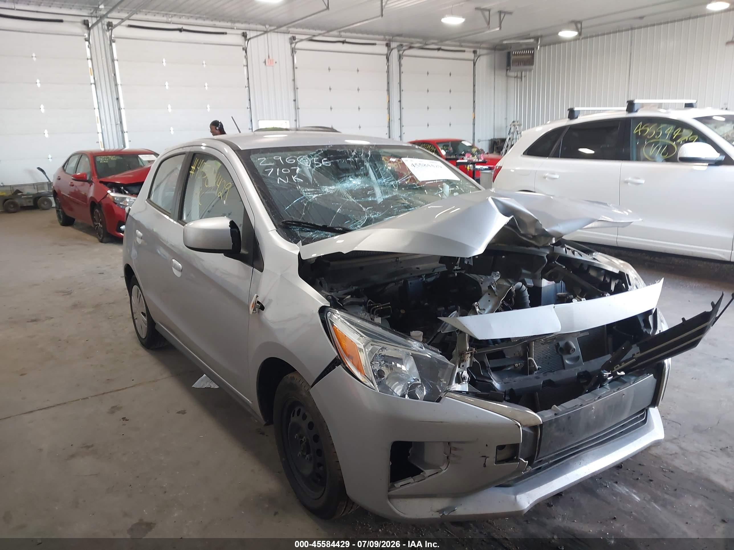 2021 Mitsubishi Mirage Carbonite Edition/es/le Серебряный vin: ML32AUHJ8MH005676
