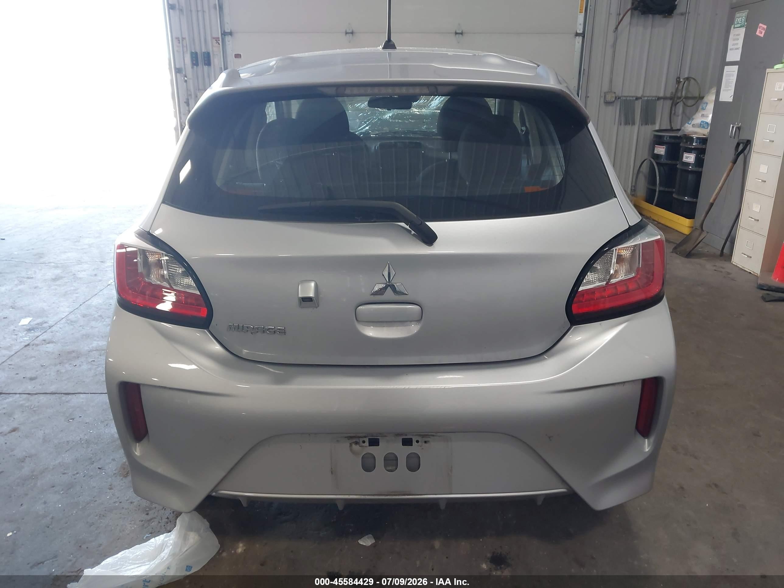 2021 Mitsubishi Mirage Carbonite Edition/es/le Серебряный vin: ML32AUHJ8MH005676