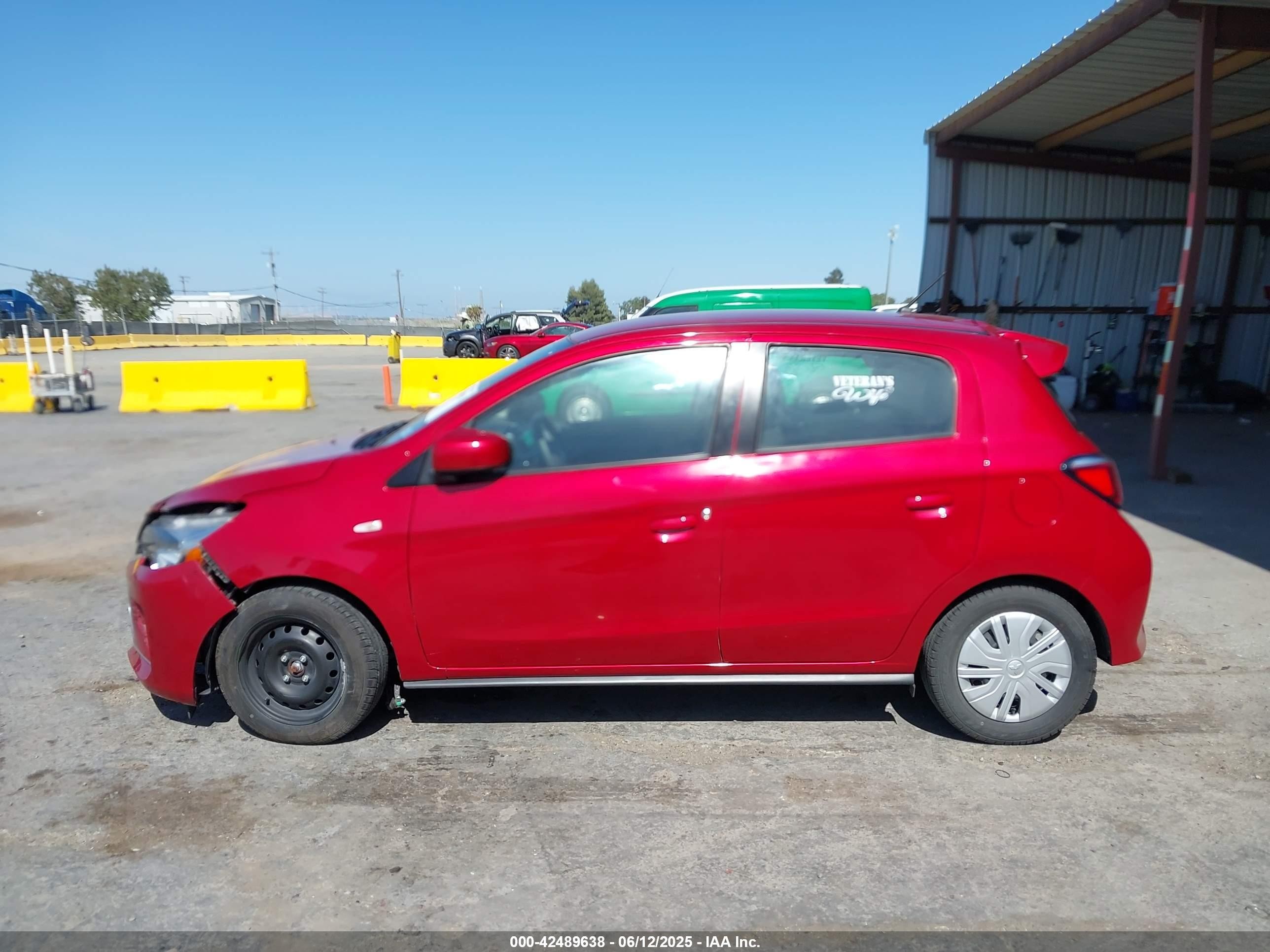 2021 Mitsubishi Mirage Carbonite Edition/es/le Red vin: ML32AUHJ9MH001958