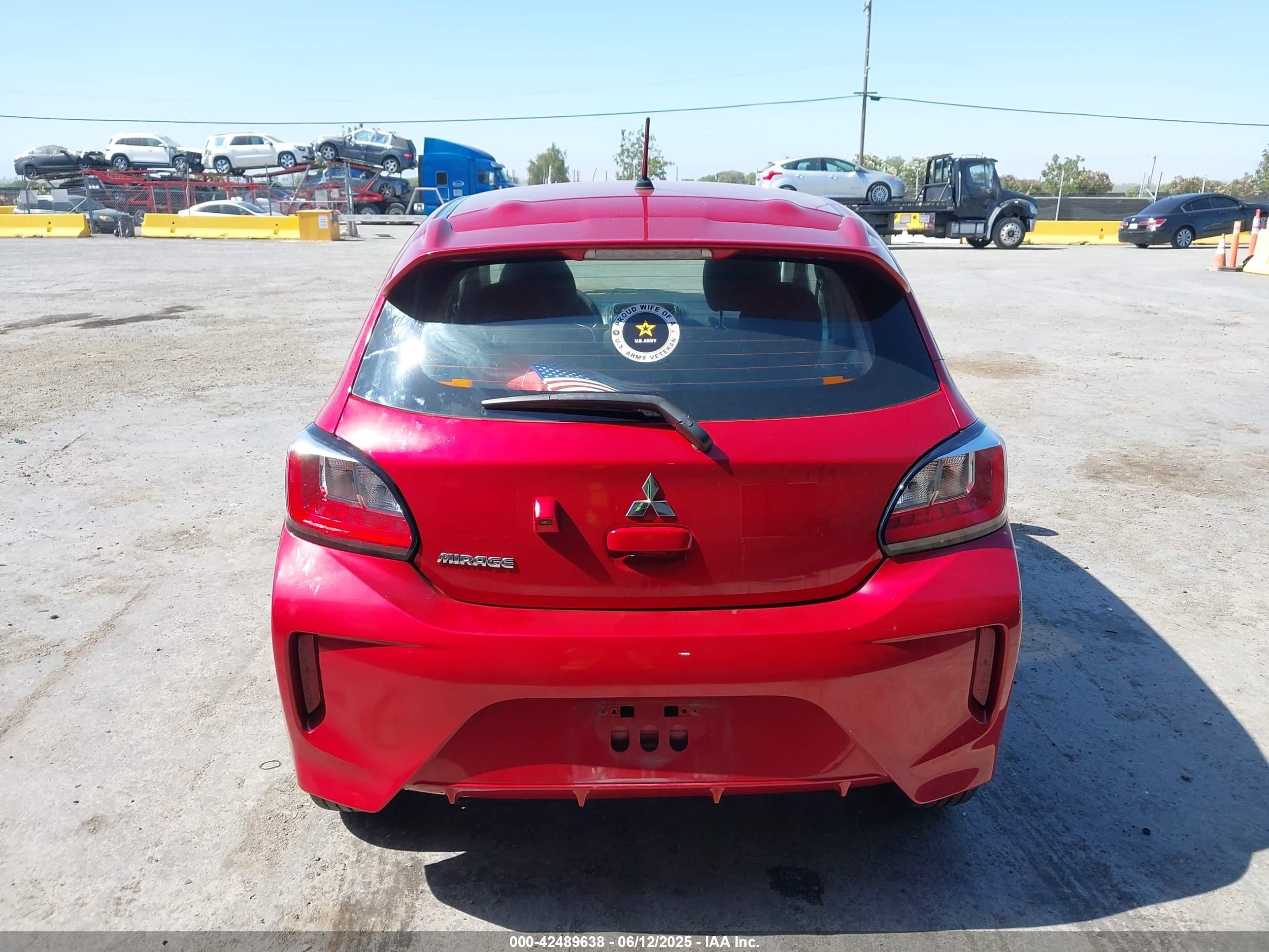 2021 Mitsubishi Mirage Carbonite Edition/es/le Red vin: ML32AUHJ9MH001958