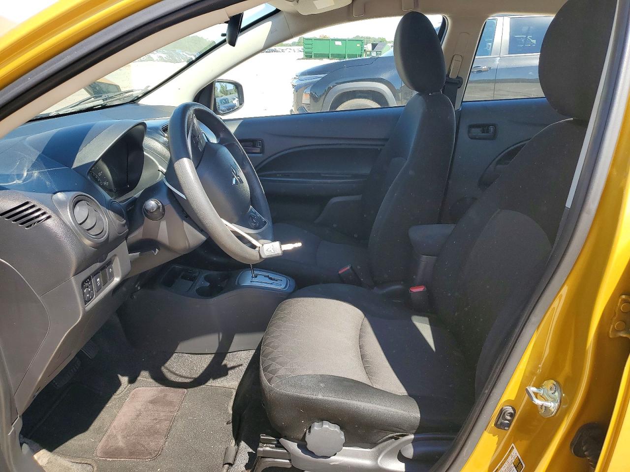 2022 Mitsubishi Mirage Es Yellow vin: ML32AUHJ9NH002769