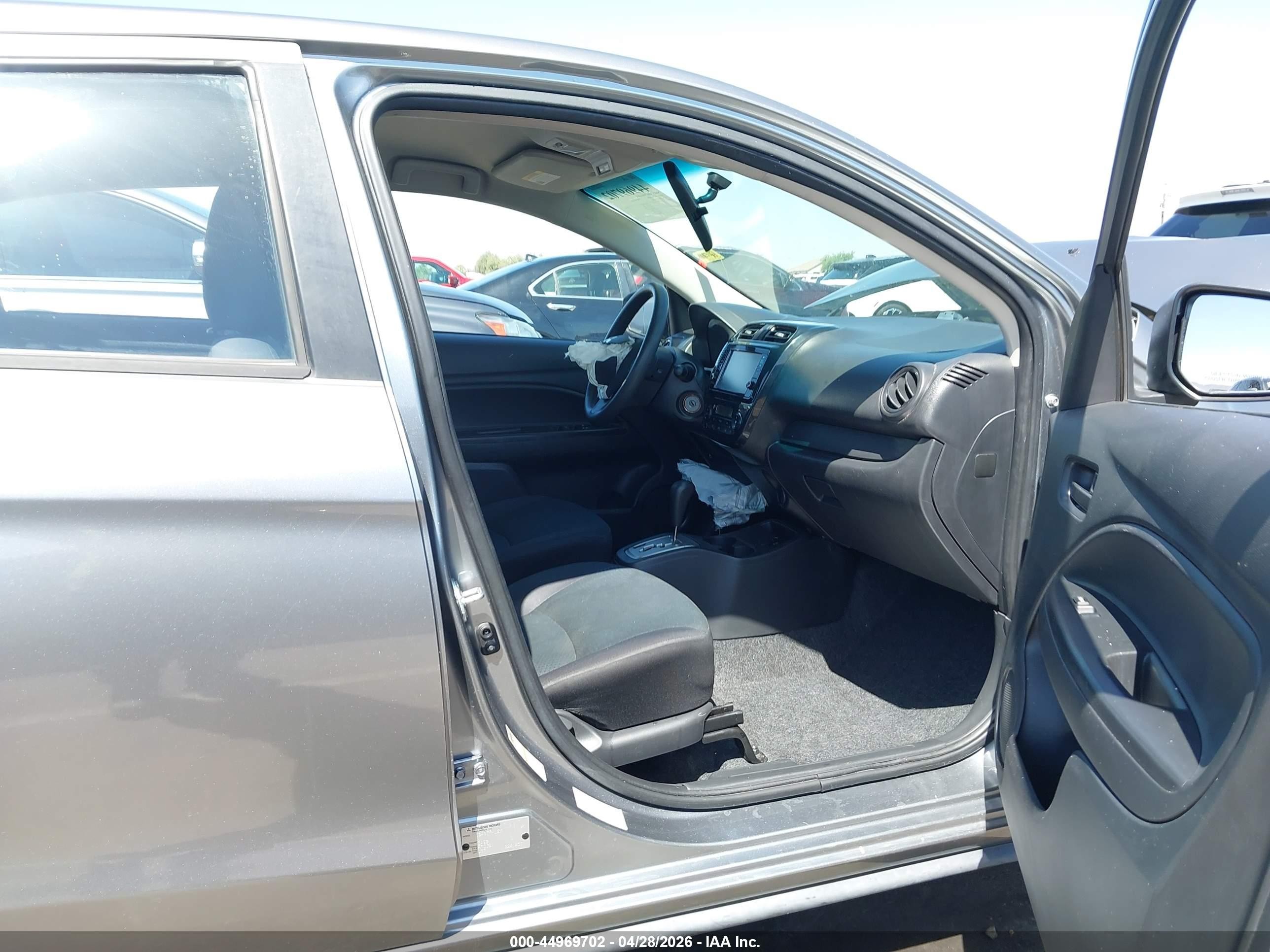 2020 Mitsubishi Mirage G4 Es Серый vin: ML32F3FJ1LHF03296