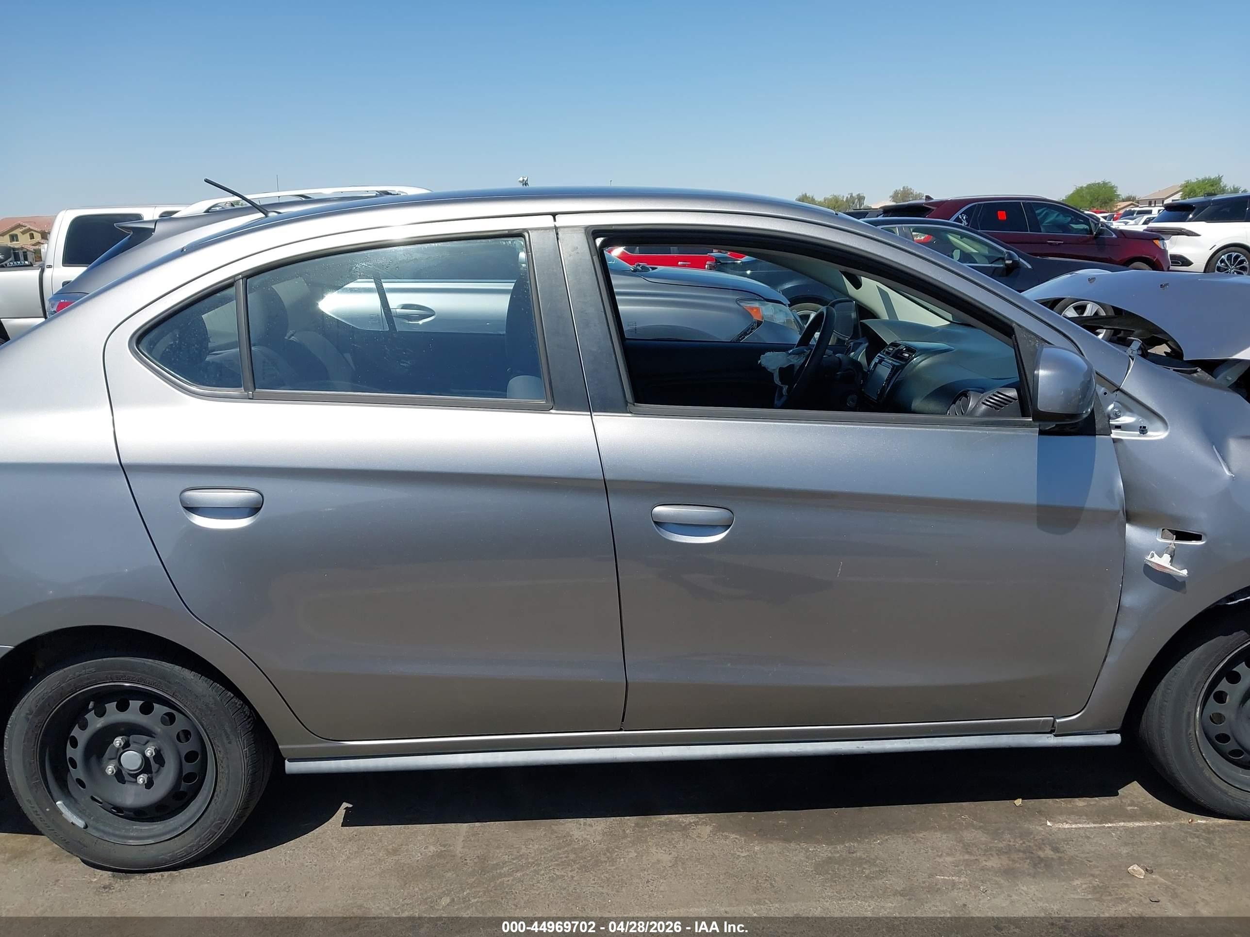 2020 Mitsubishi Mirage G4 Es Серый vin: ML32F3FJ1LHF03296