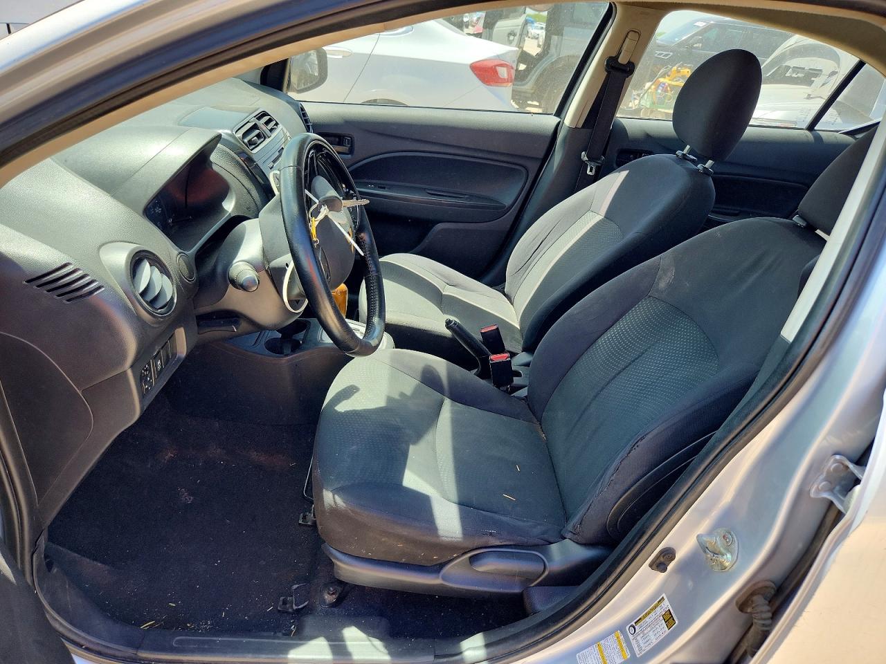 2018 Mitsubishi Mirage G4 Es Silver vin: ML32F3FJ3JHF01806