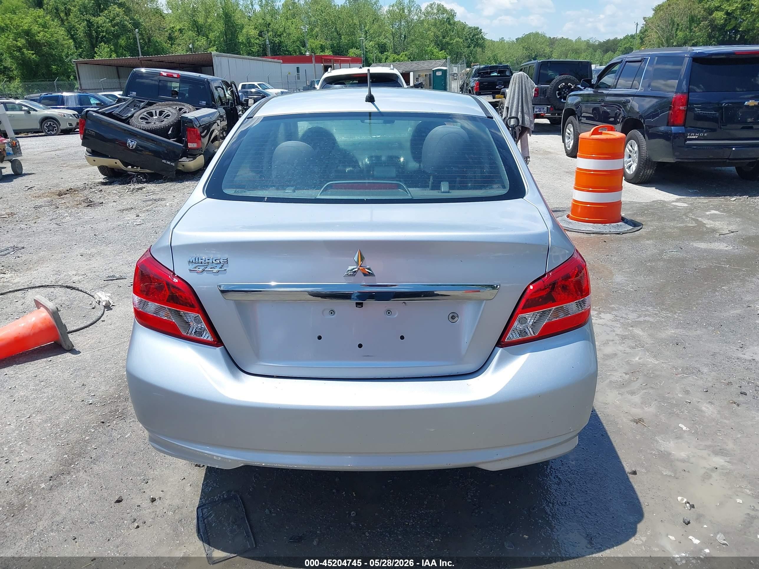 2020 Mitsubishi Mirage G4 Es Silver vin: ML32F3FJ4LHF06337