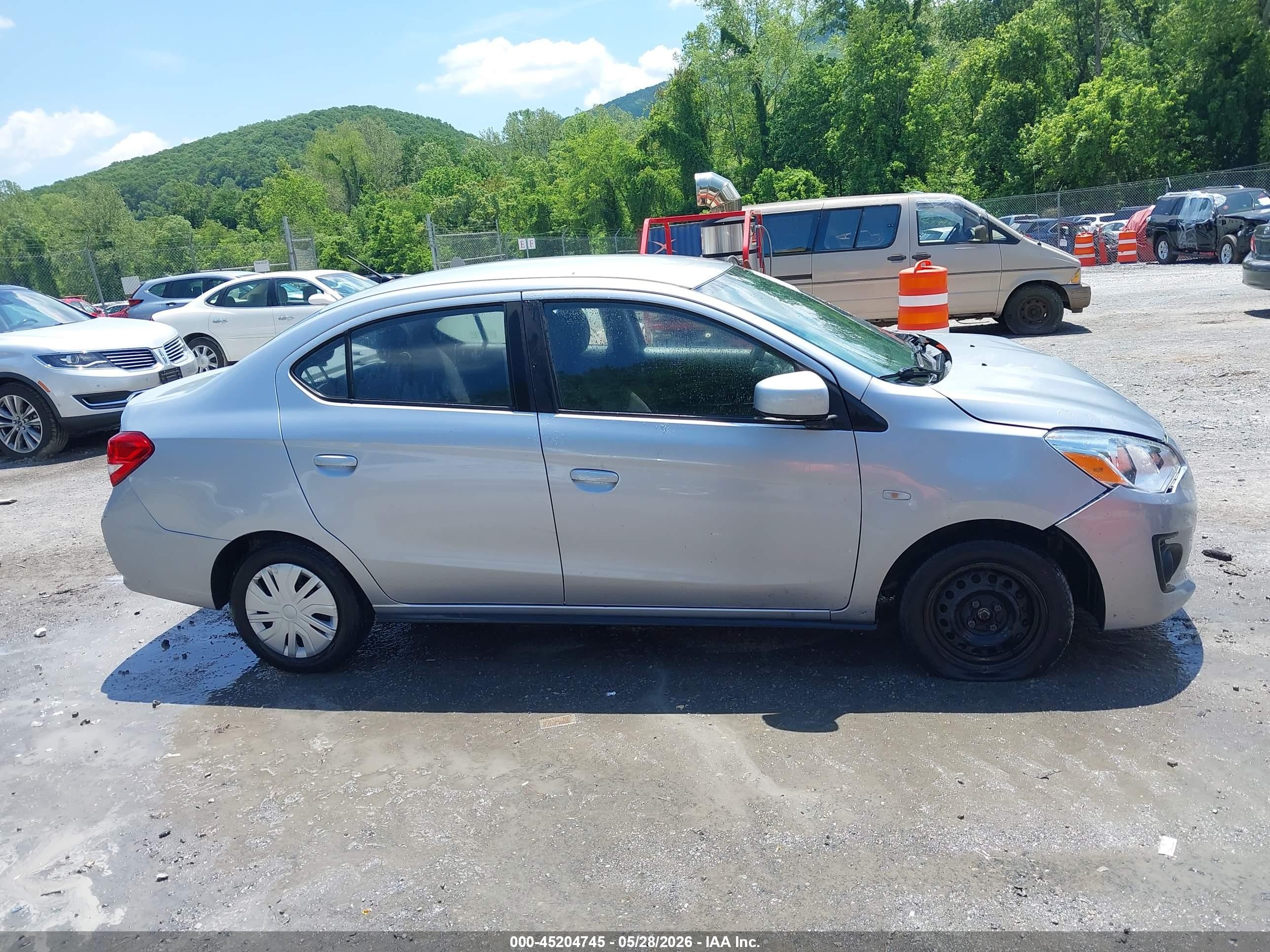 2020 Mitsubishi Mirage G4 Es Silver vin: ML32F3FJ4LHF06337
