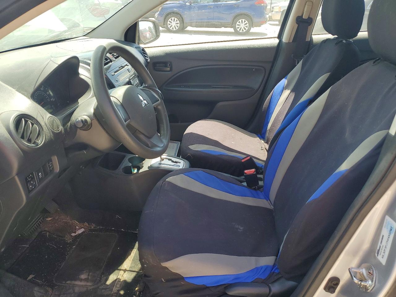 2017 Mitsubishi Mirage G4 Es Серебряный vin: ML32F3FJ7HH002093