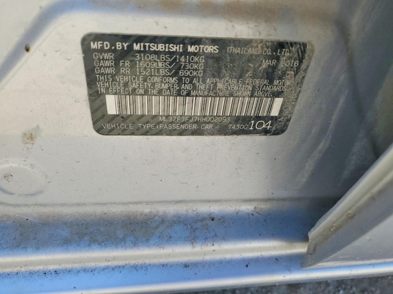 2017 Mitsubishi Mirage G4 Es Серебряный vin: ML32F3FJ7HH002093