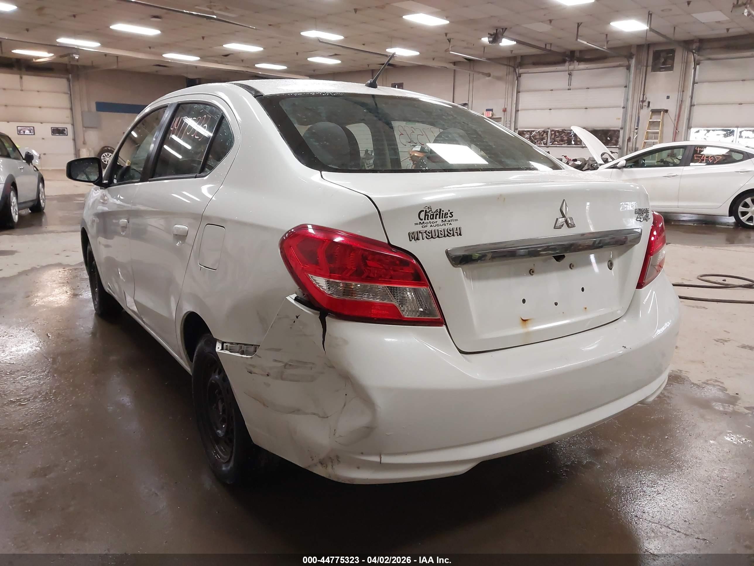 2018 Mitsubishi Mirage G4 Es White vin: ML32F3FJ8JHF14714