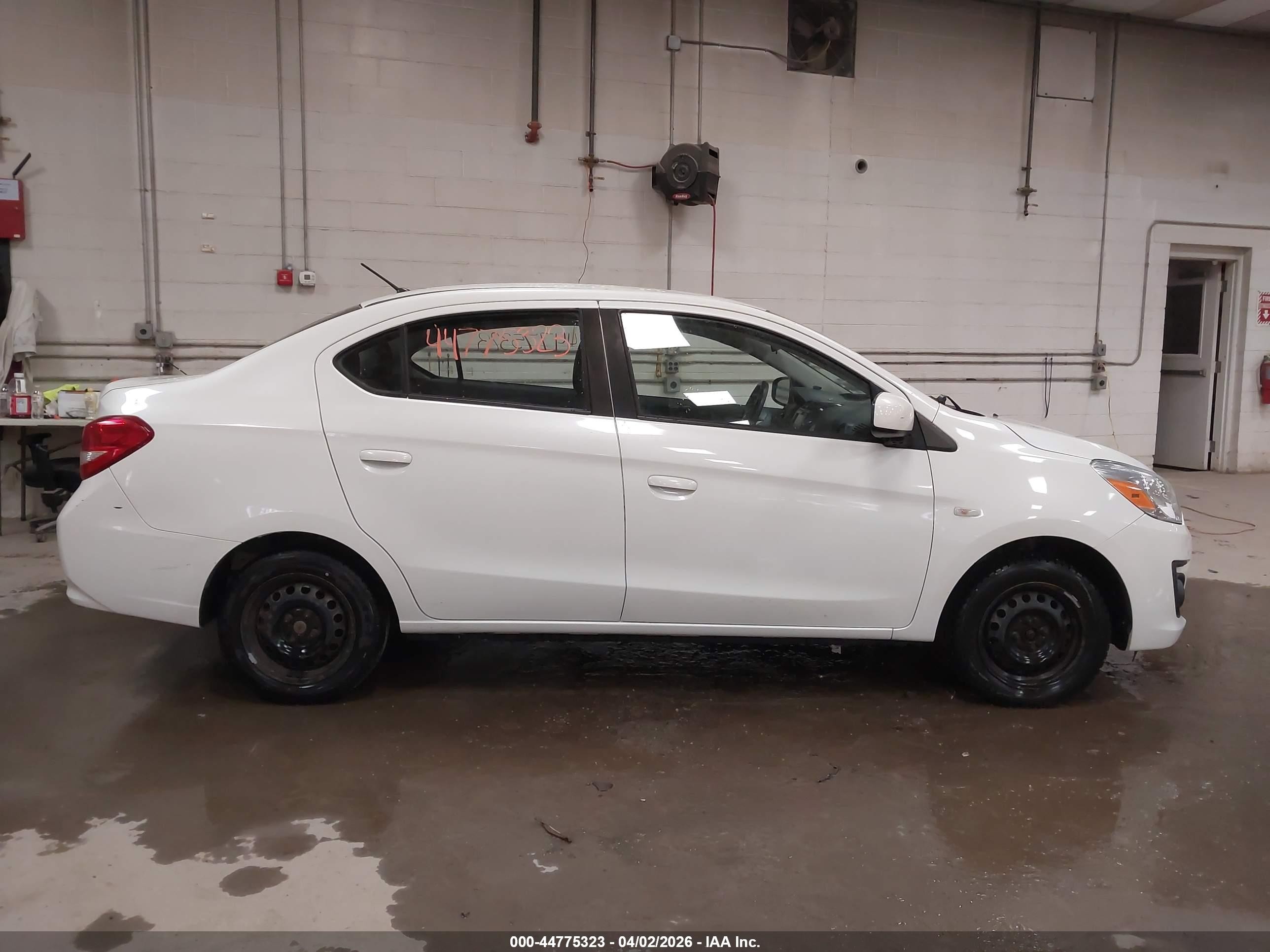 2018 Mitsubishi Mirage G4 Es White vin: ML32F3FJ8JHF14714