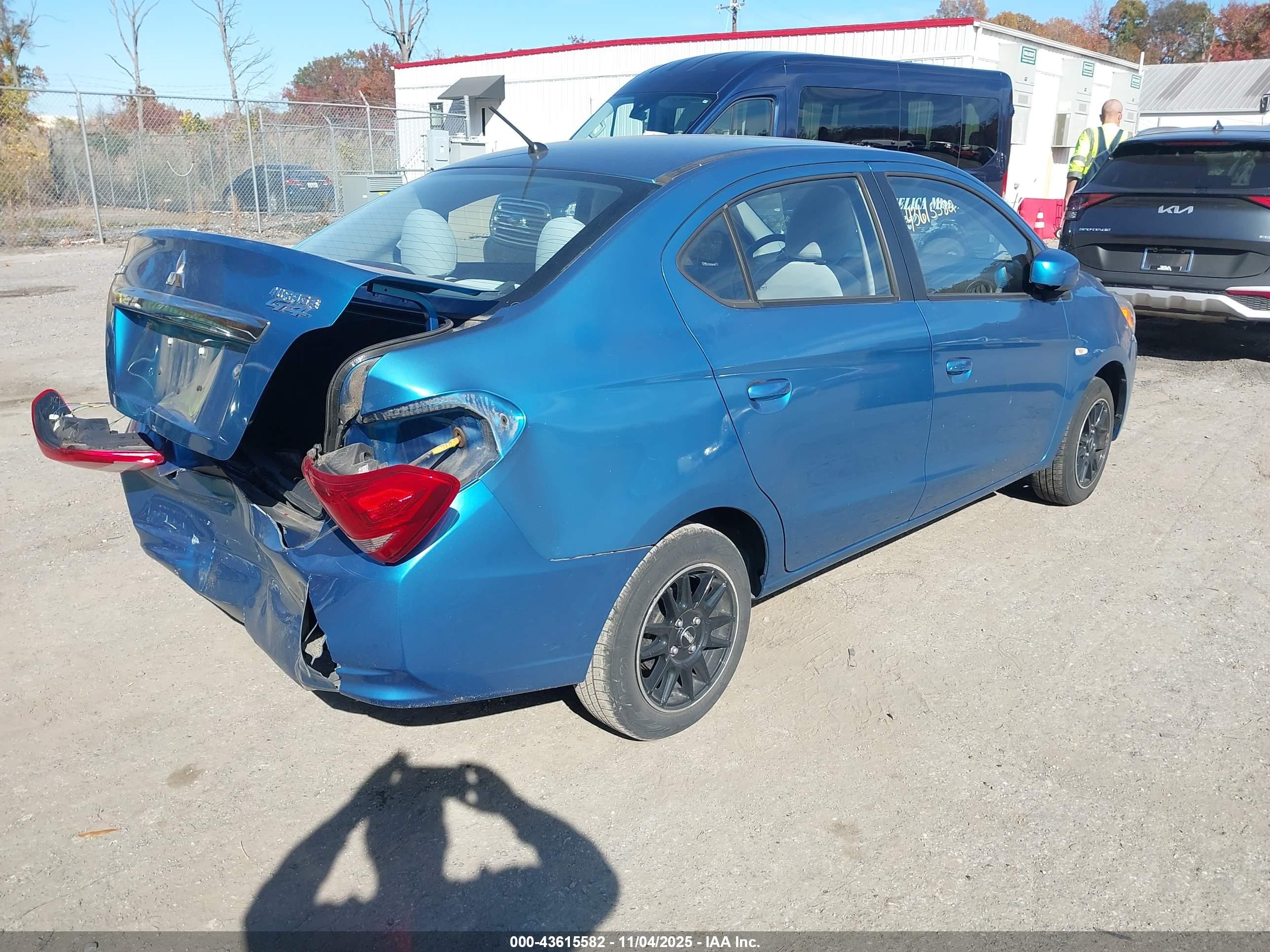 2017 Mitsubishi Mirage G4 Es Blue vin: ML32F3FJ9HH004234
