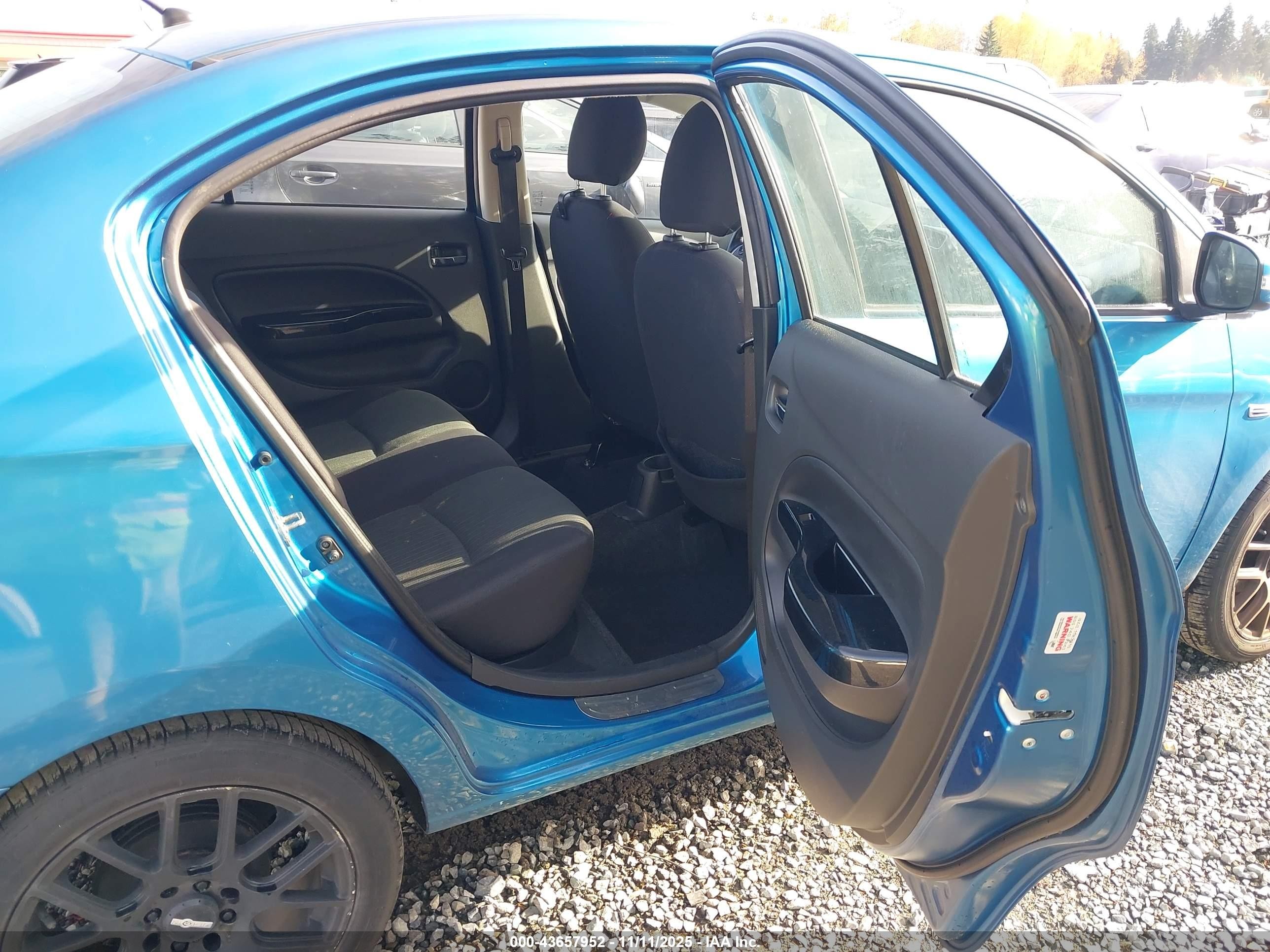2018 Mitsubishi Mirage G4 Se Blue vin: ML32F4FJ9JHF10810
