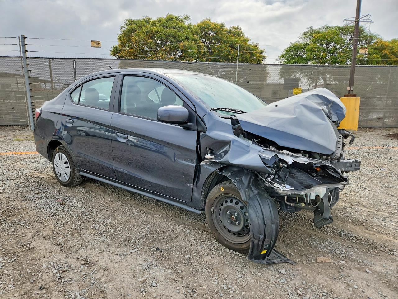 2024 Mitsubishi Mirage G4 Es Gray vin: ML32FUFJ0RHF05832