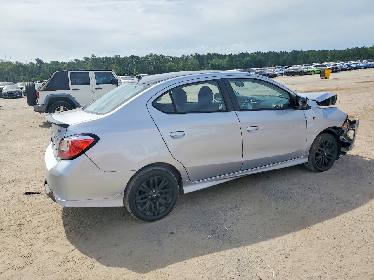 2024 Mitsubishi Mirage G4 Es Silver vin: ML32FUFJ5RHF19211
