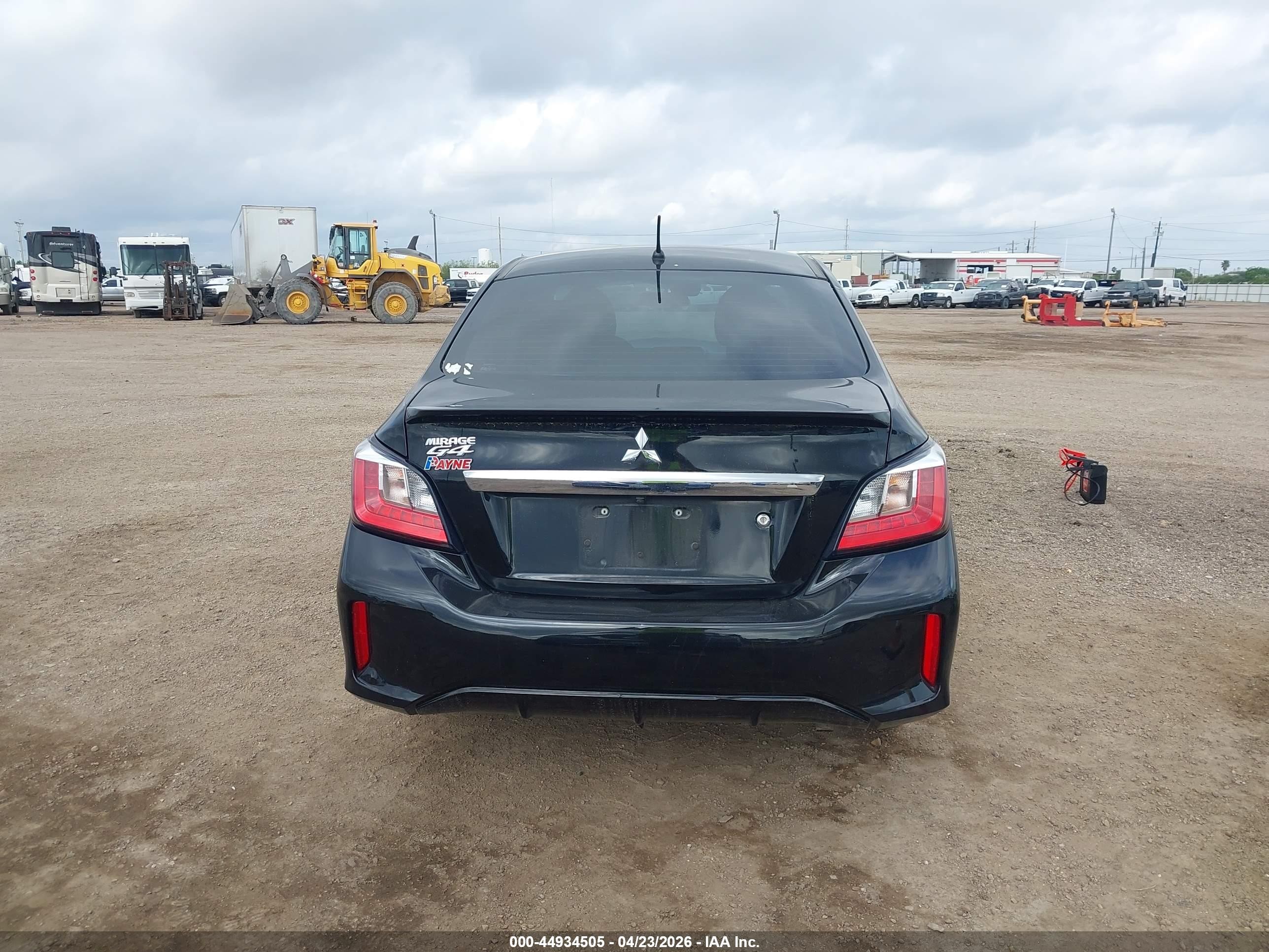 2022 Mitsubishi Mirage G4 Es Черный vin: ML32FUFJ9NHF01045