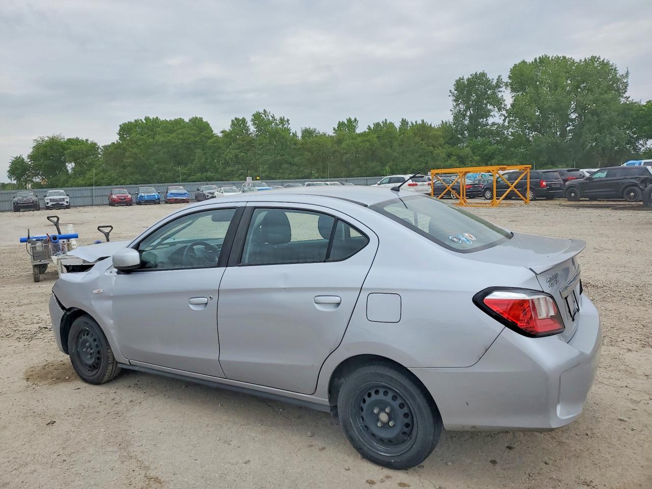 2022 Mitsubishi Mirage G4 Es Silver vin: ML32FUFJ9NHF02857