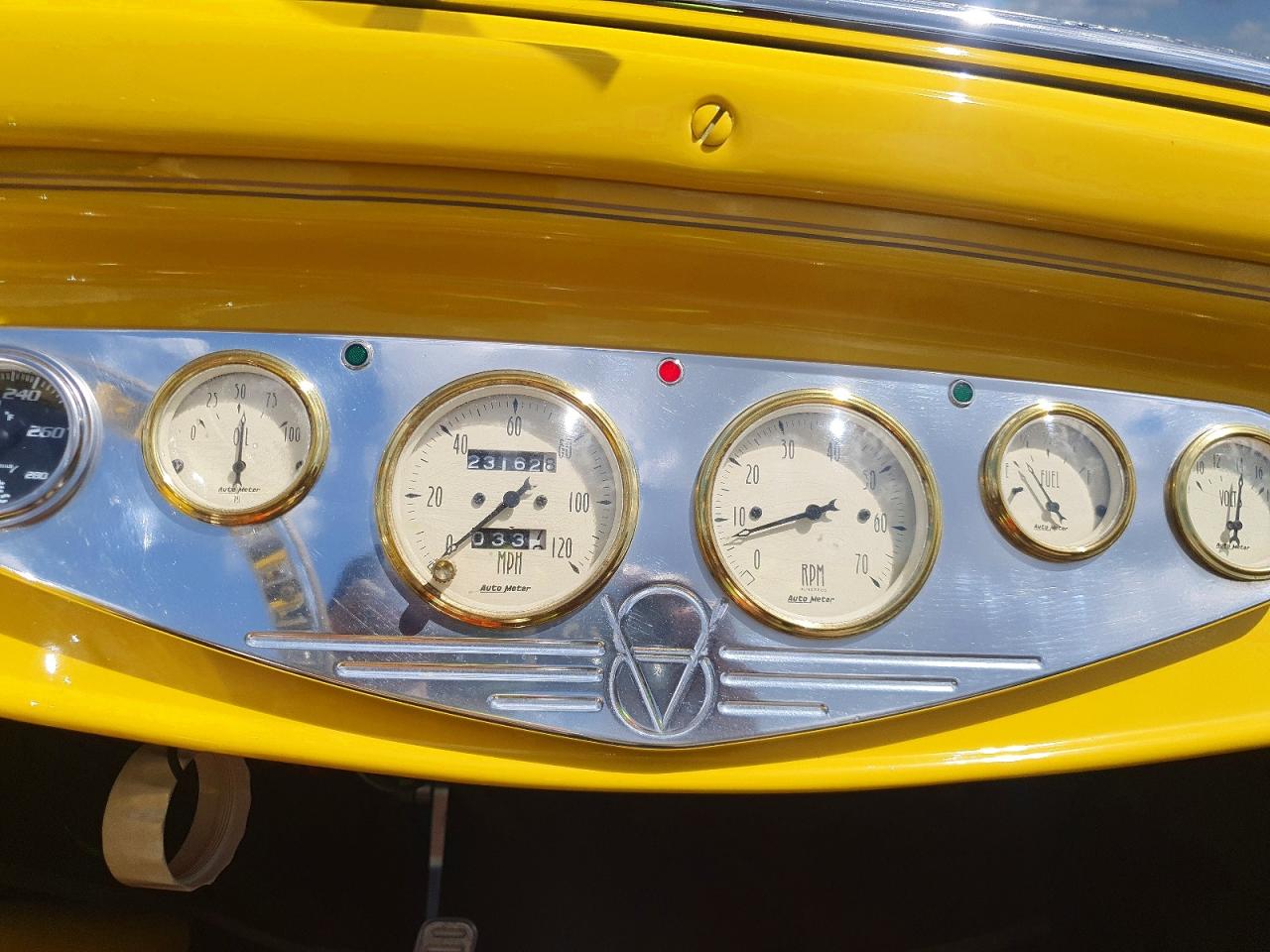 1931 Ford Model A Yellow vin: MVIN177681IND