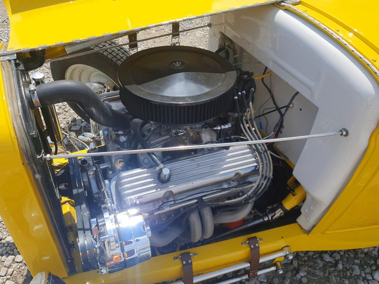 1931 Ford Model A Yellow vin: MVIN177681IND