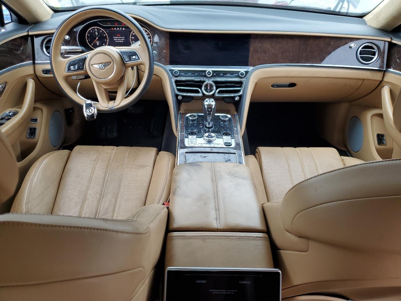 2022 Bentley Flying Spu Черный vin: NCS107417