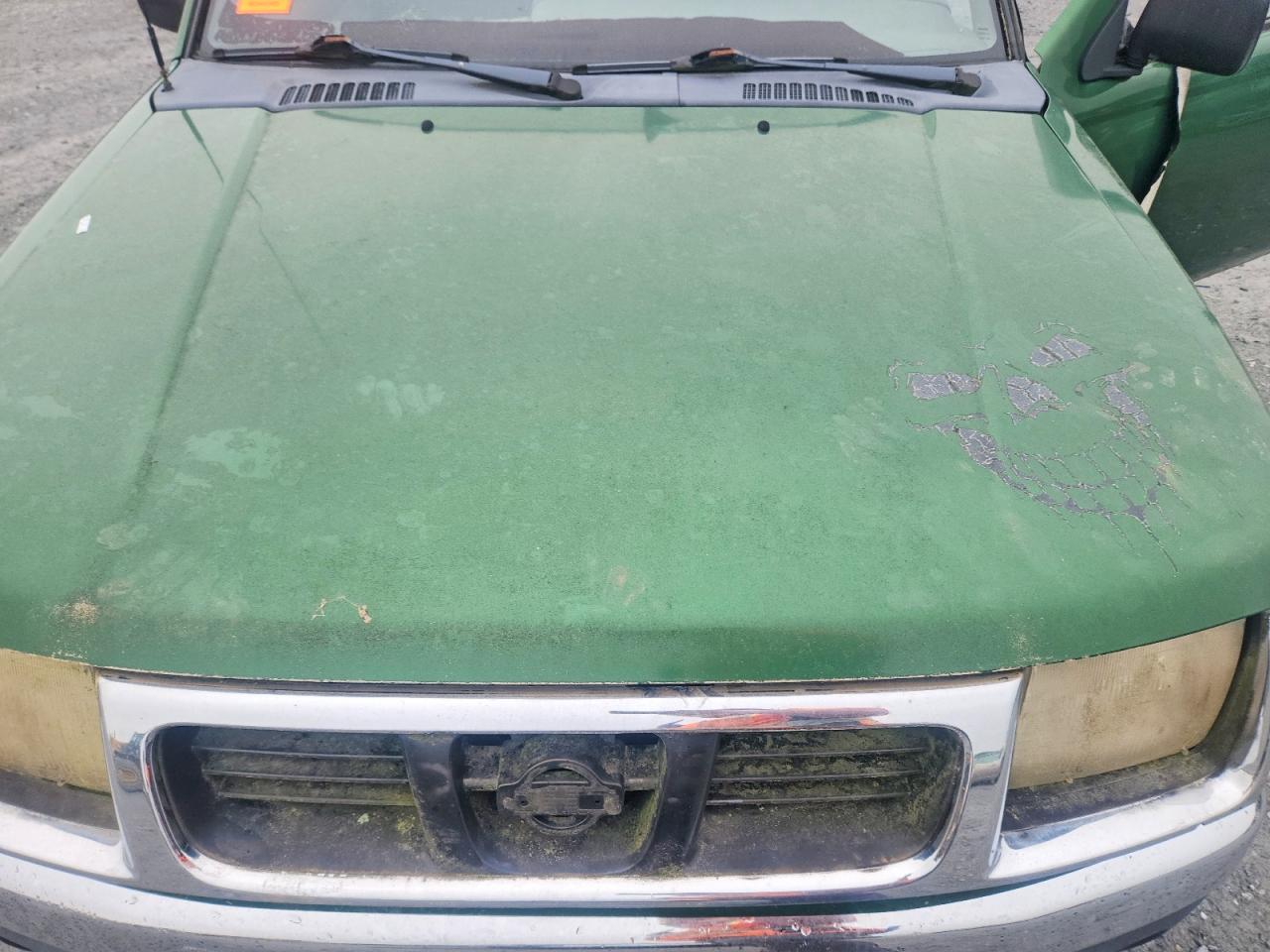 1998 Nissan Frontier Green vin: NCS109383