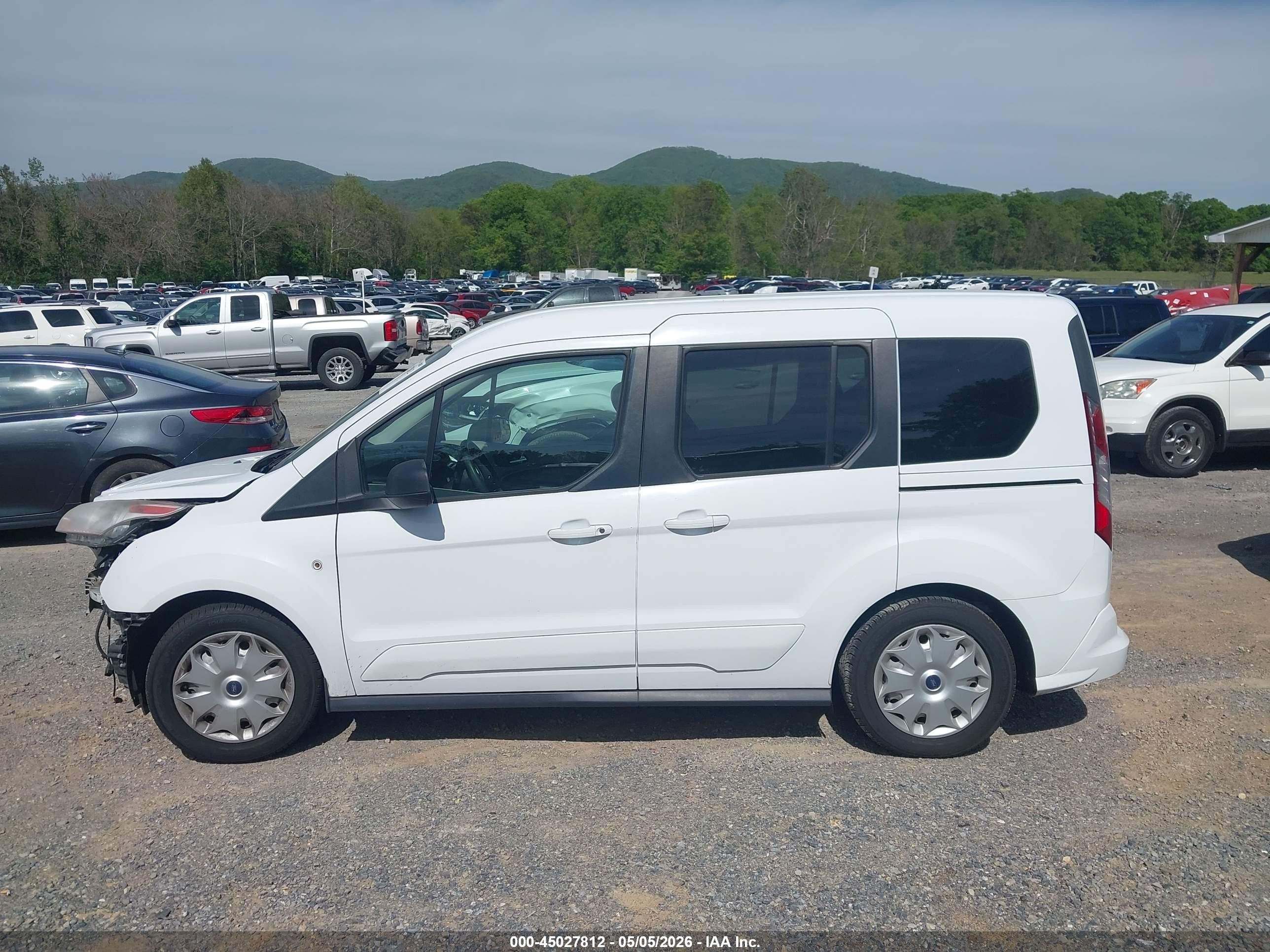 2014 Ford Transit Connect Xlt White vin: NM0AE8F73E1146013