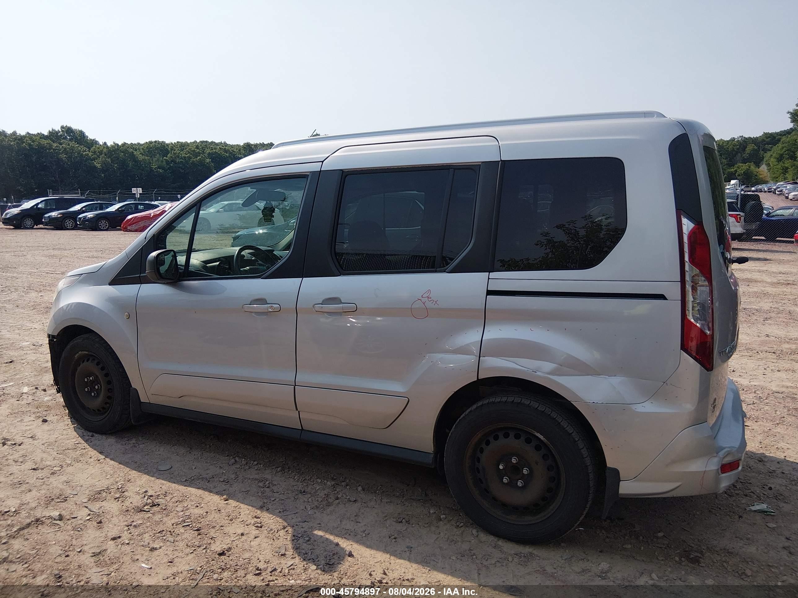 2014 Ford Transit Connect Xlt Серебряный vin: NM0AE8F75E1150371