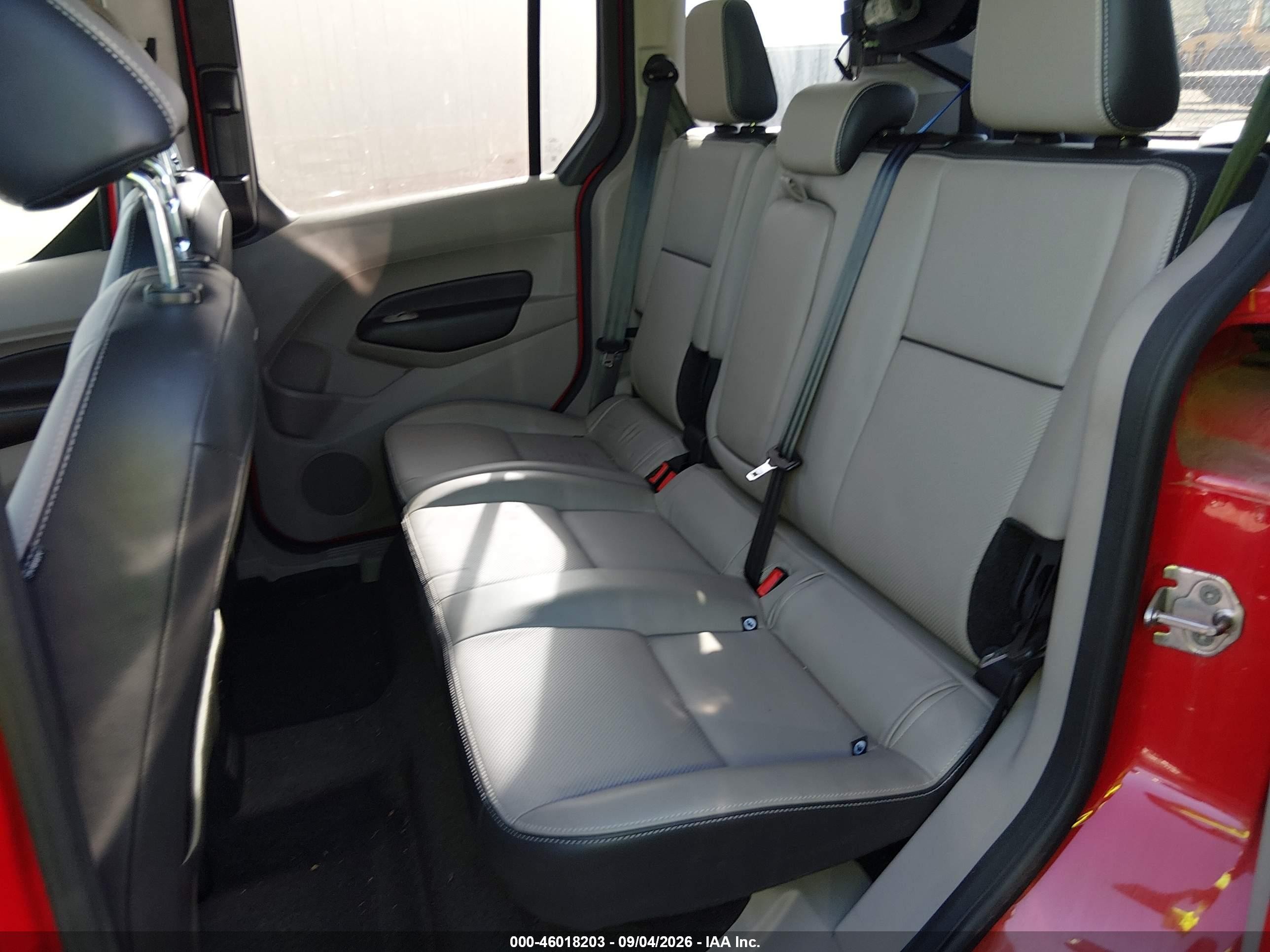 2015 Ford Transit Connect Xlt Red vin: NM0AE8FX0F1174630