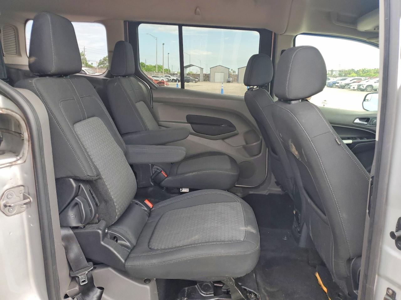 2019 Ford Transit Connect Xlt Silver vin: NM0GE9F27K1392126
