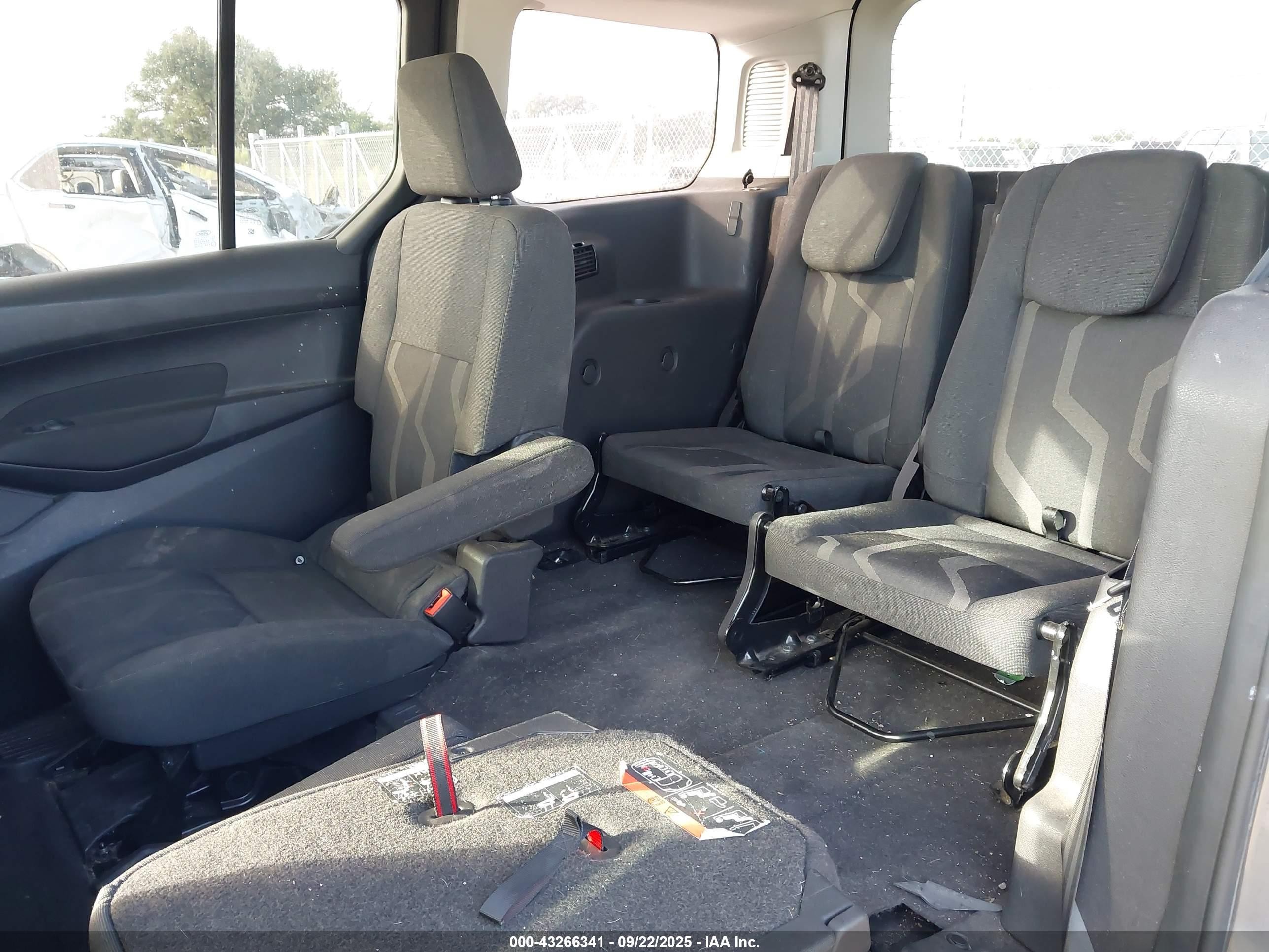 2018 Ford Transit Connect Xlt Gray vin: NM0GE9F73J1364642