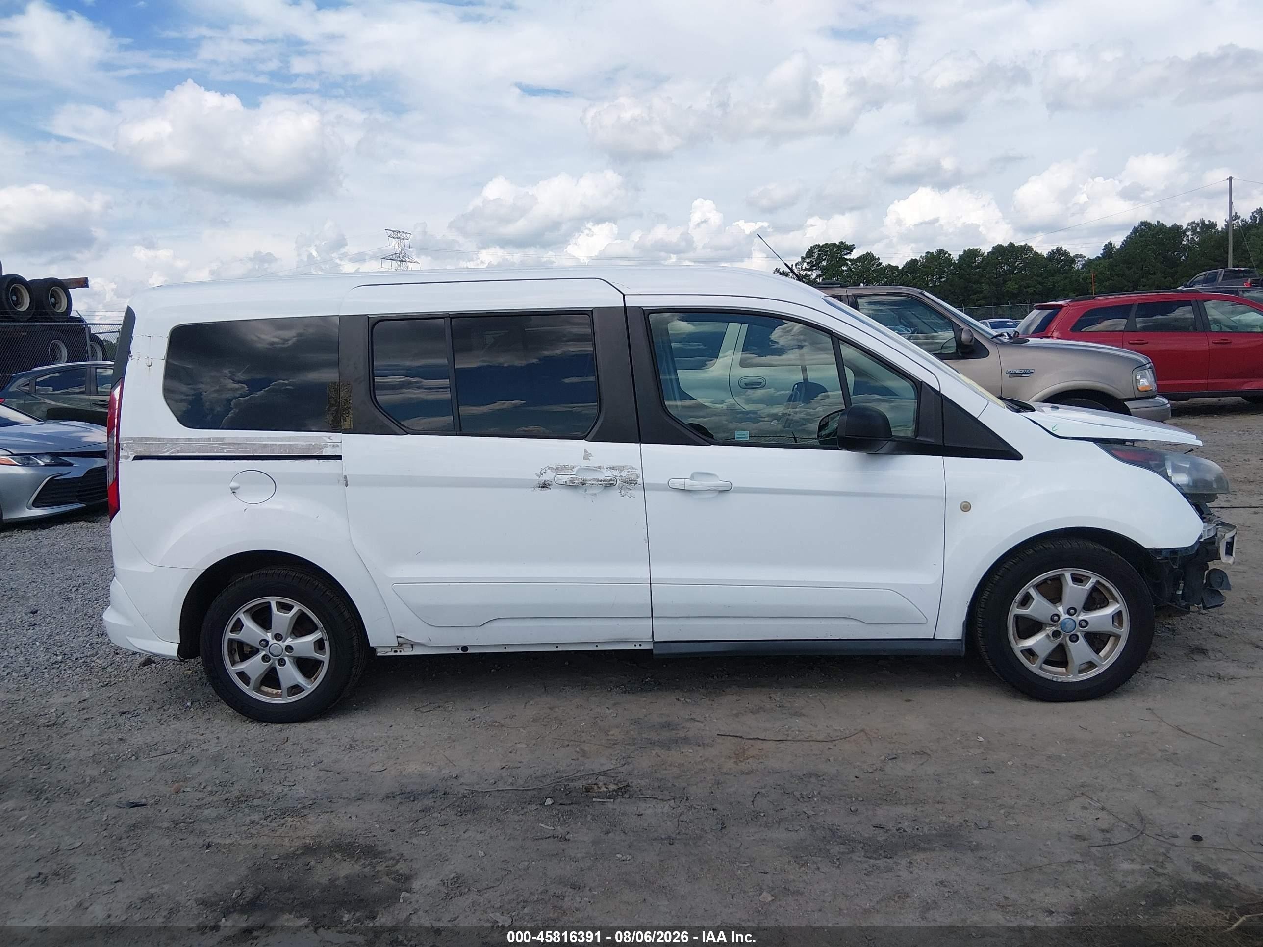 2015 Ford Transit Connect Xlt White vin: NM0GE9F76F1201670