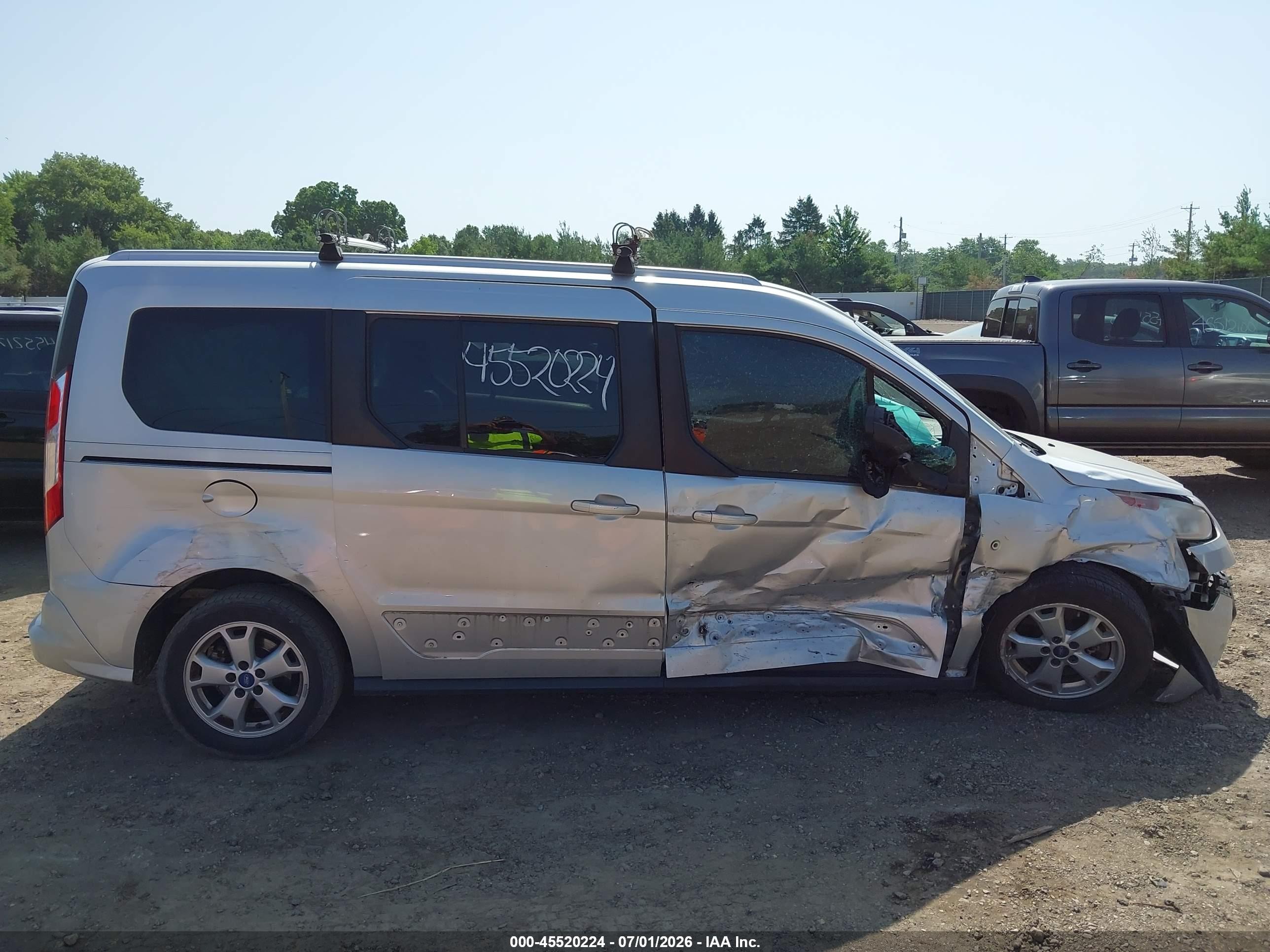 2014 Ford Transit Connect Xlt Silver vin: NM0GE9F77E1139680