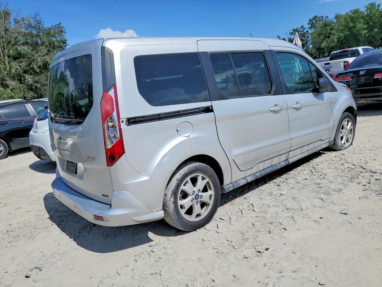 2015 Ford Transit Connect Xlt Silver vin: NM0GE9F78F1203386