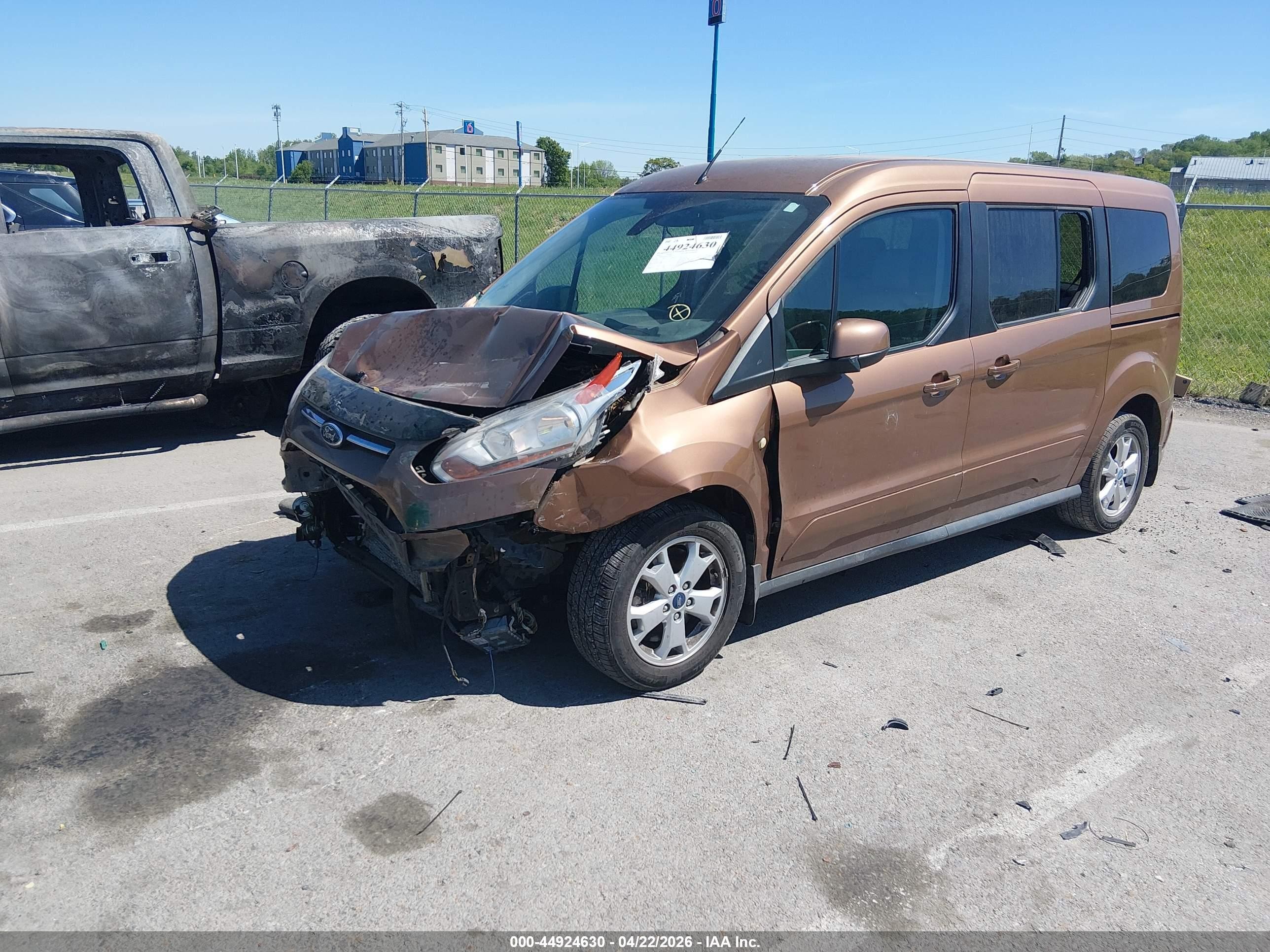 2014 Ford Transit Connect Titanium Коричневый vin: NM0GE9G74E1148402