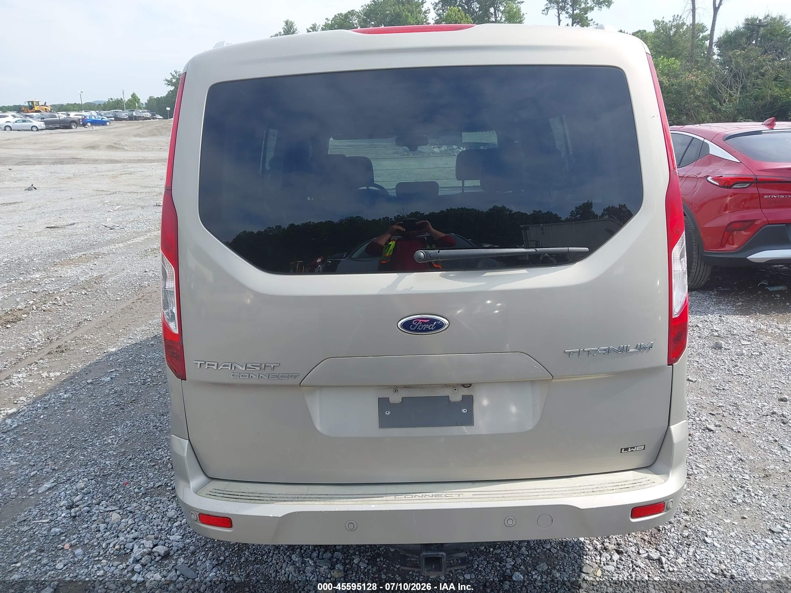 2015 Ford Transit Connect Titanium Tan vin: NM0GE9G74F1190019