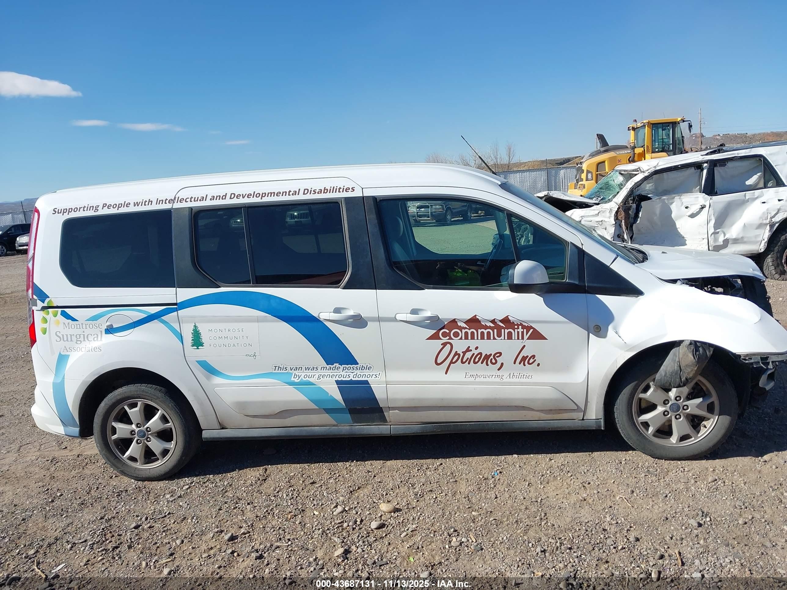 2015 Ford Transit Connect Titanium White vin: NM0GE9G79F1219420