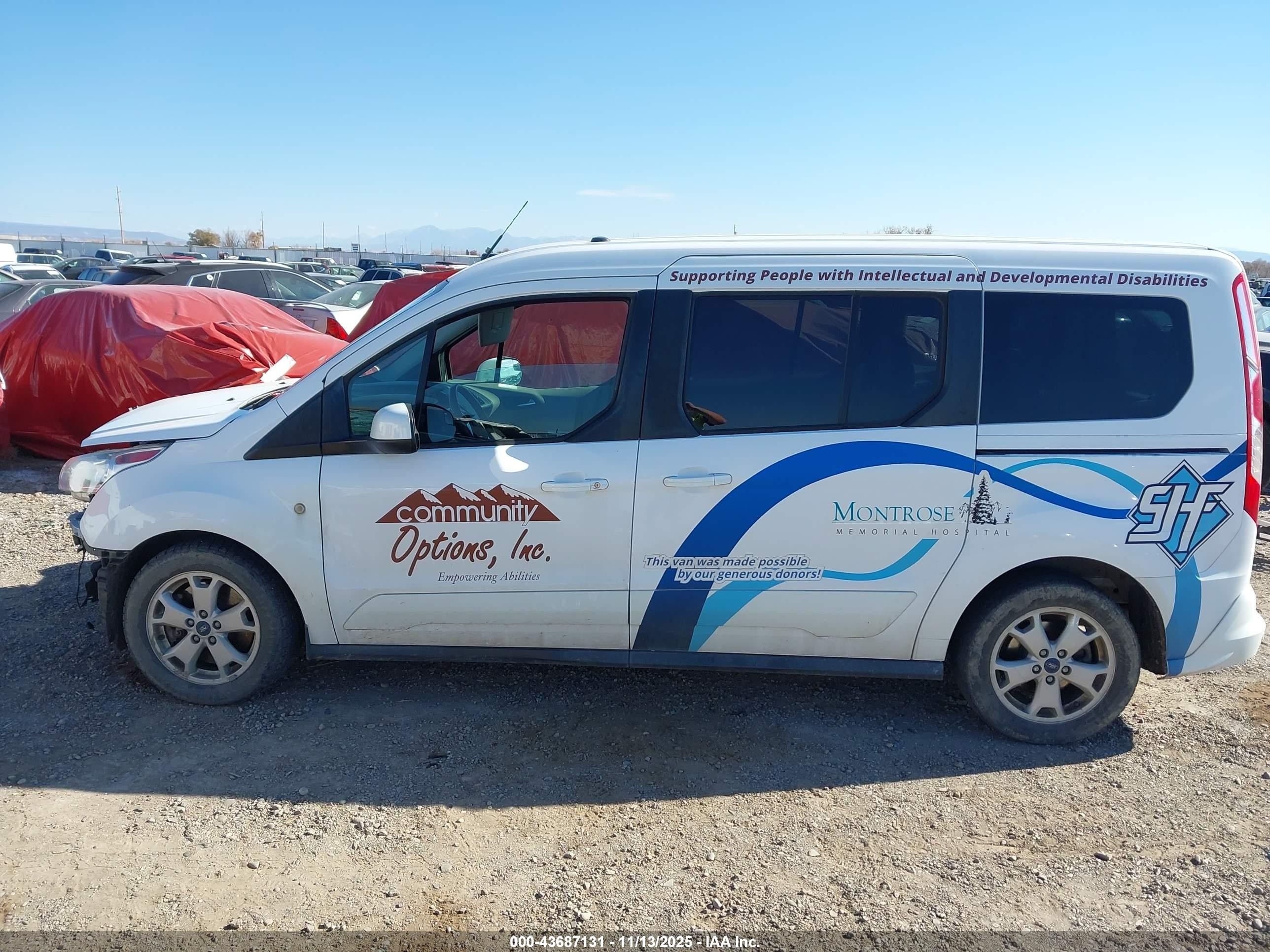 2015 Ford Transit Connect Titanium White vin: NM0GE9G79F1219420