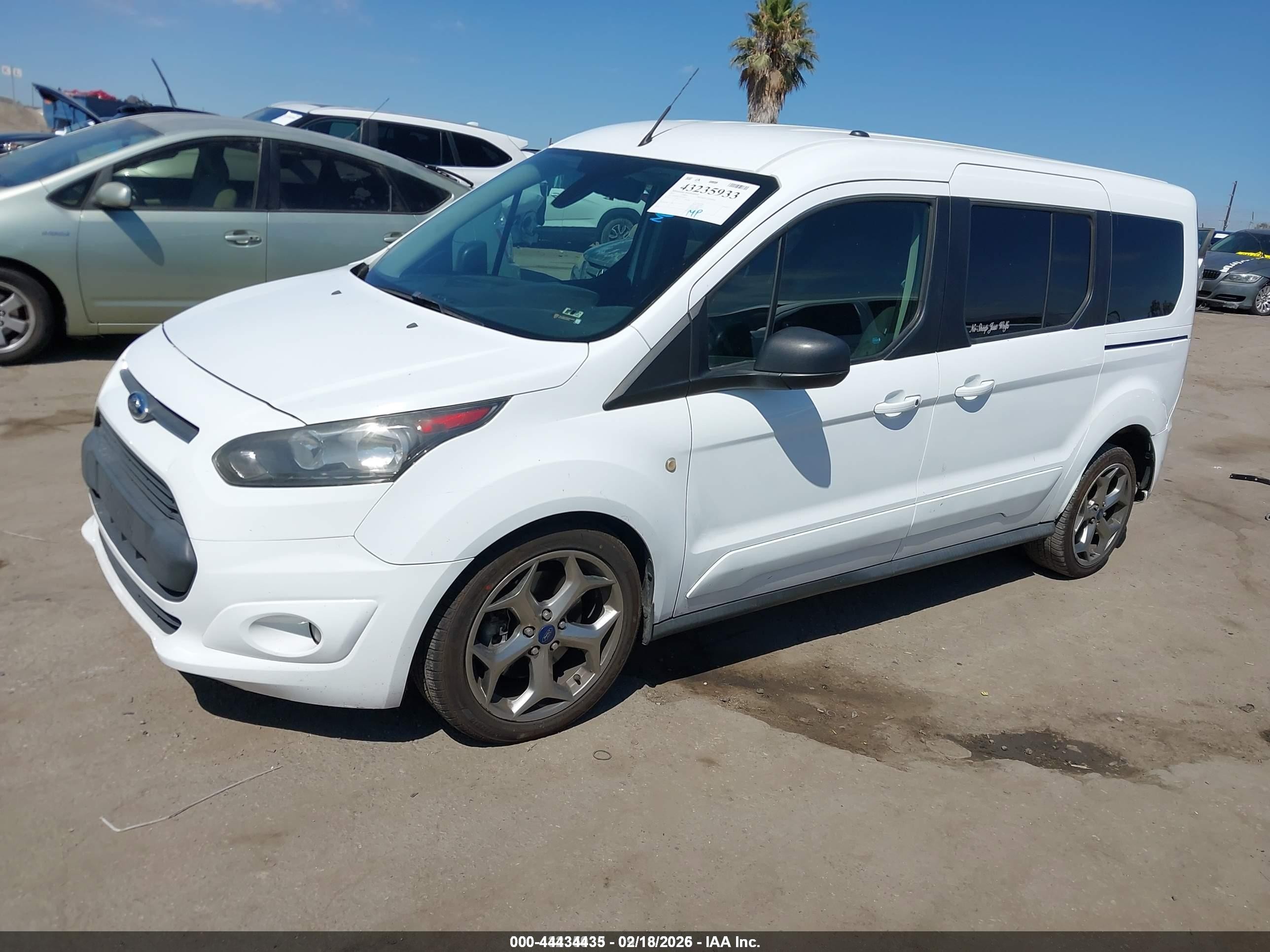 2015 Ford Transit Connect Xlt White vin: NM0GS9F73F1202655