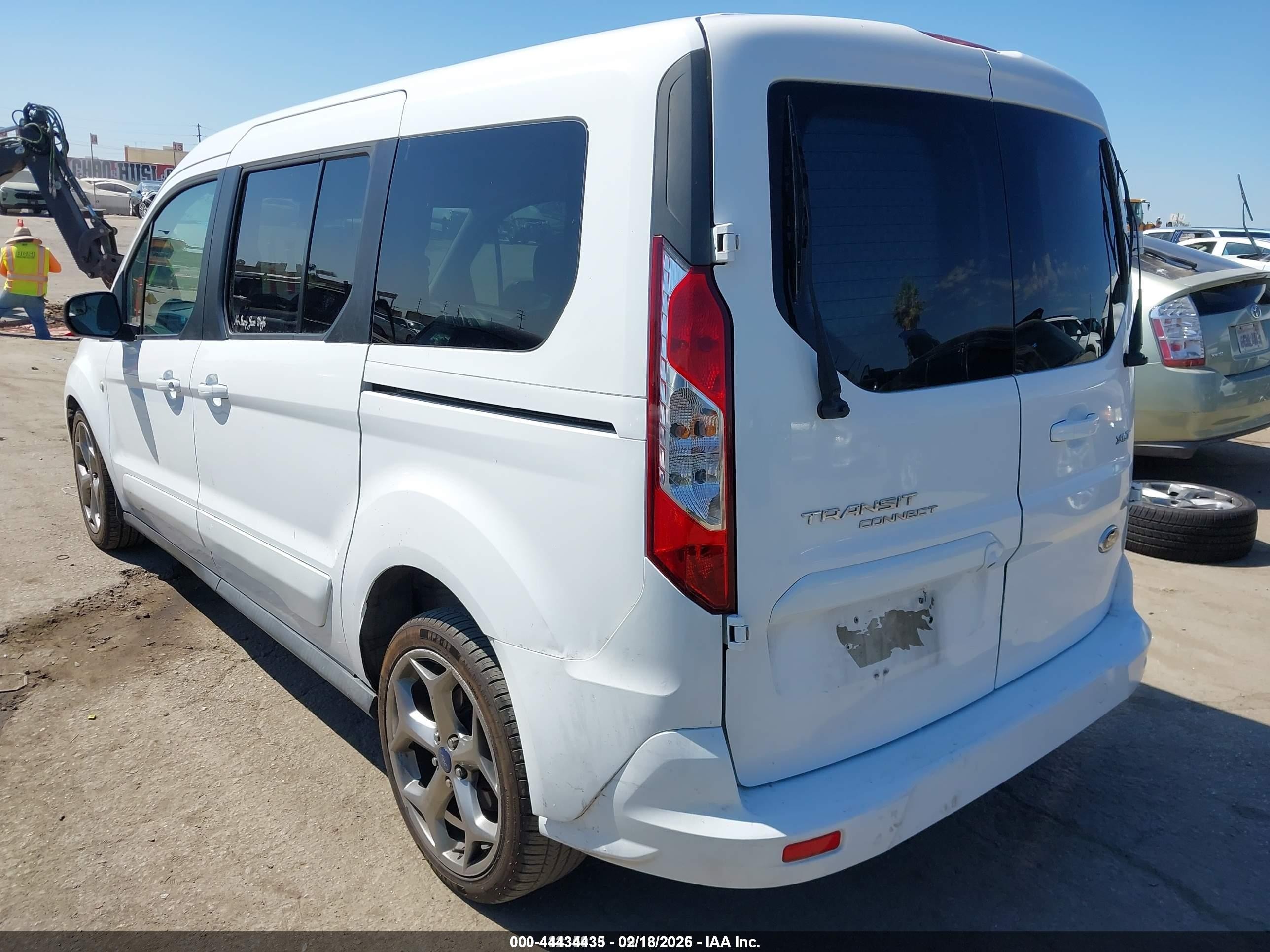 2015 Ford Transit Connect Xlt White vin: NM0GS9F73F1202655