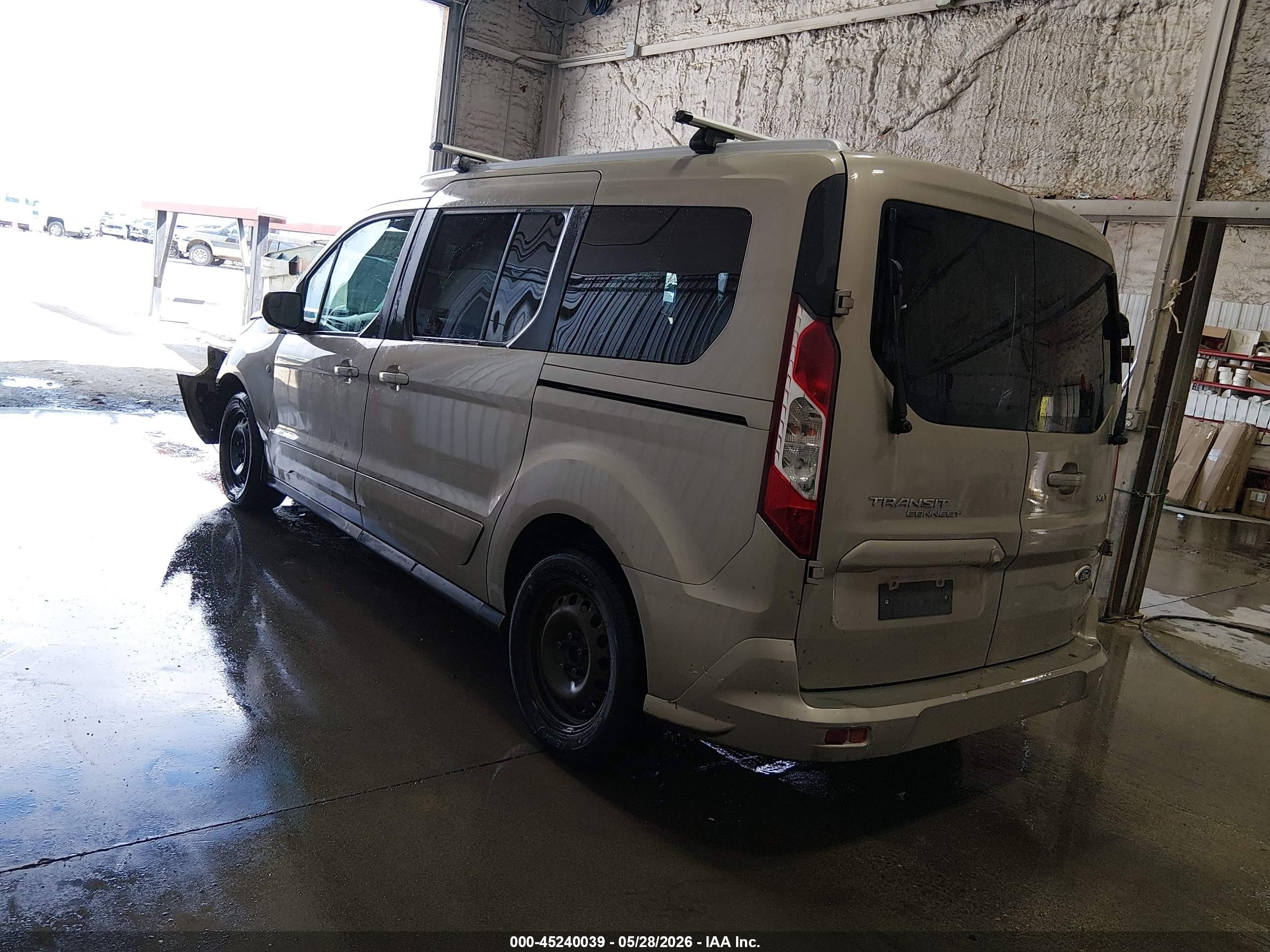 2015 Ford Transit Connect Xlt Золотой vin: NM0GS9F75F1174874