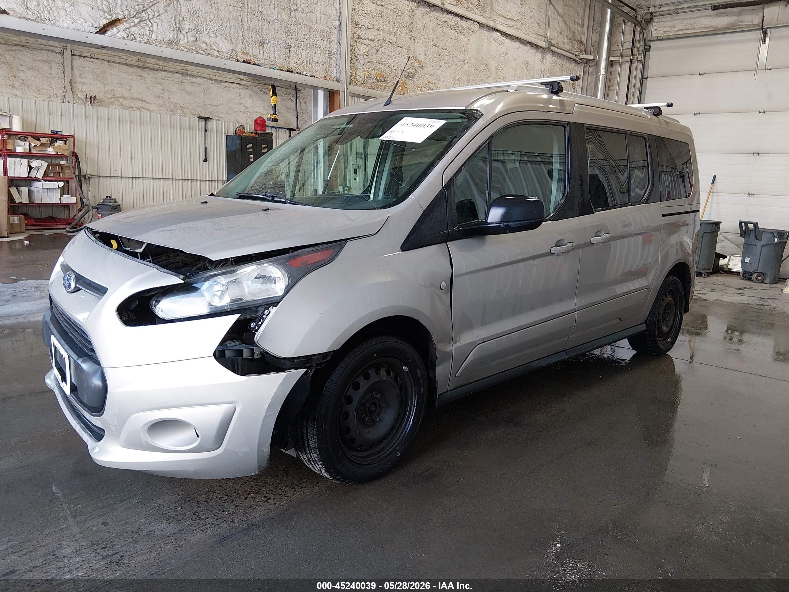 2015 Ford Transit Connect Xlt Золотой vin: NM0GS9F75F1174874