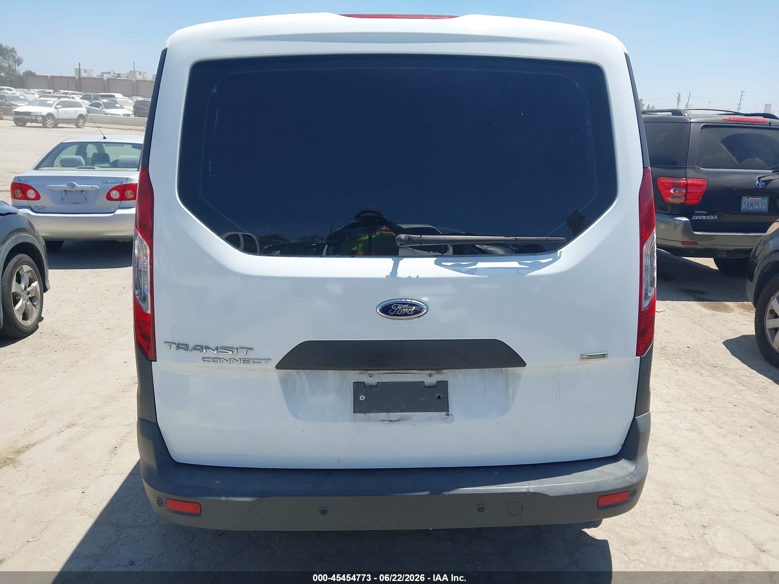 2015 Ford Transit Connect Xl White vin: NM0KE6EX3F1202074