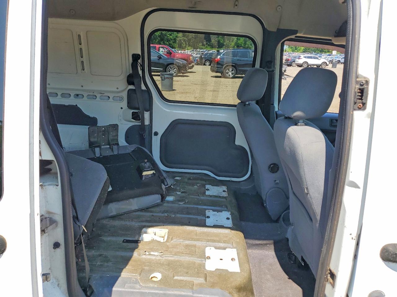 2010 Ford Transit Connect Xlt White vin: NM0KS9BN3AT004251