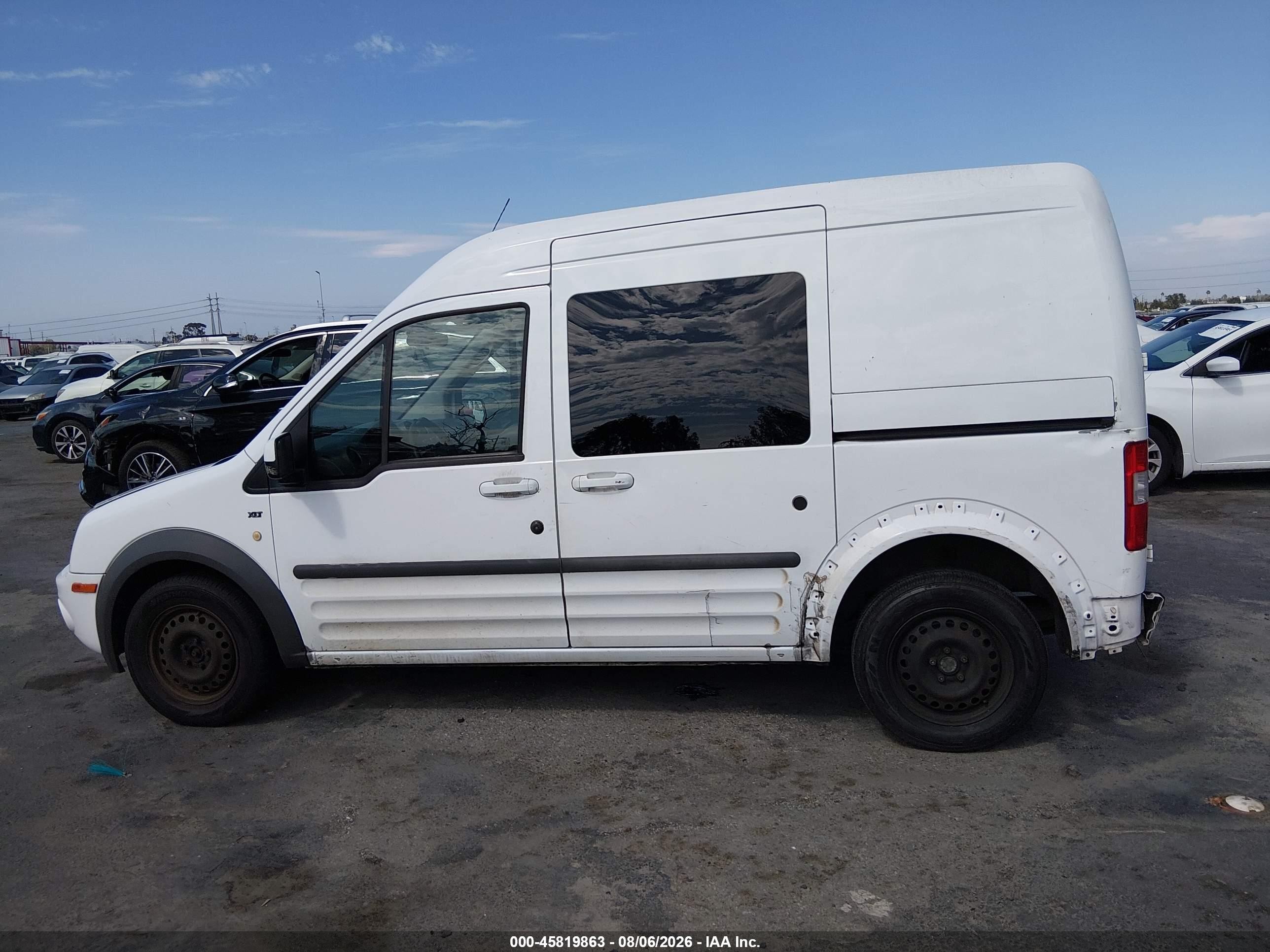 2012 Ford Transit Connect Xlt Белый vin: NM0KS9BN7CT093552