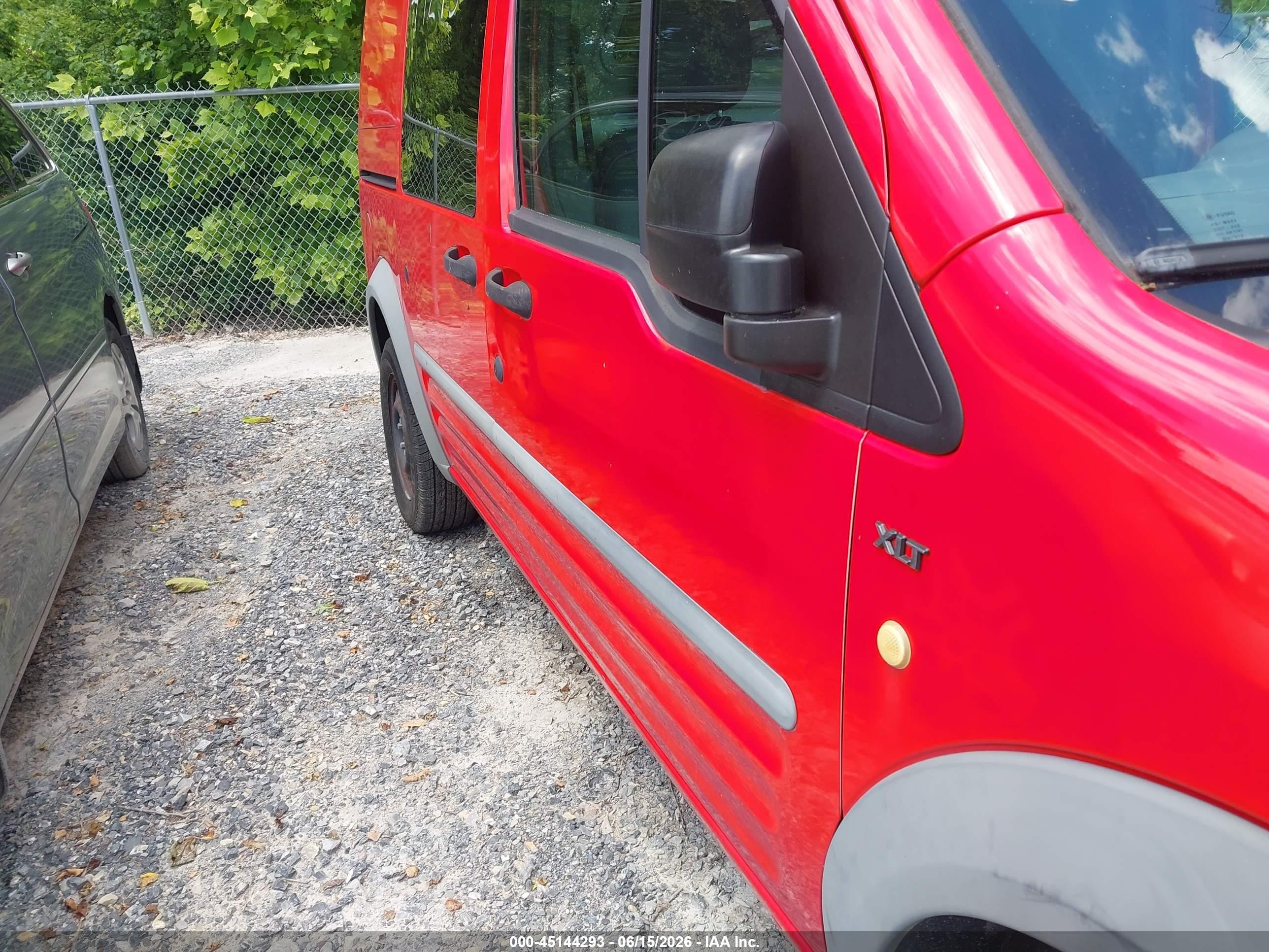 2010 Ford Transit Connect Xlt Красный vin: NM0KS9BNXAT035285